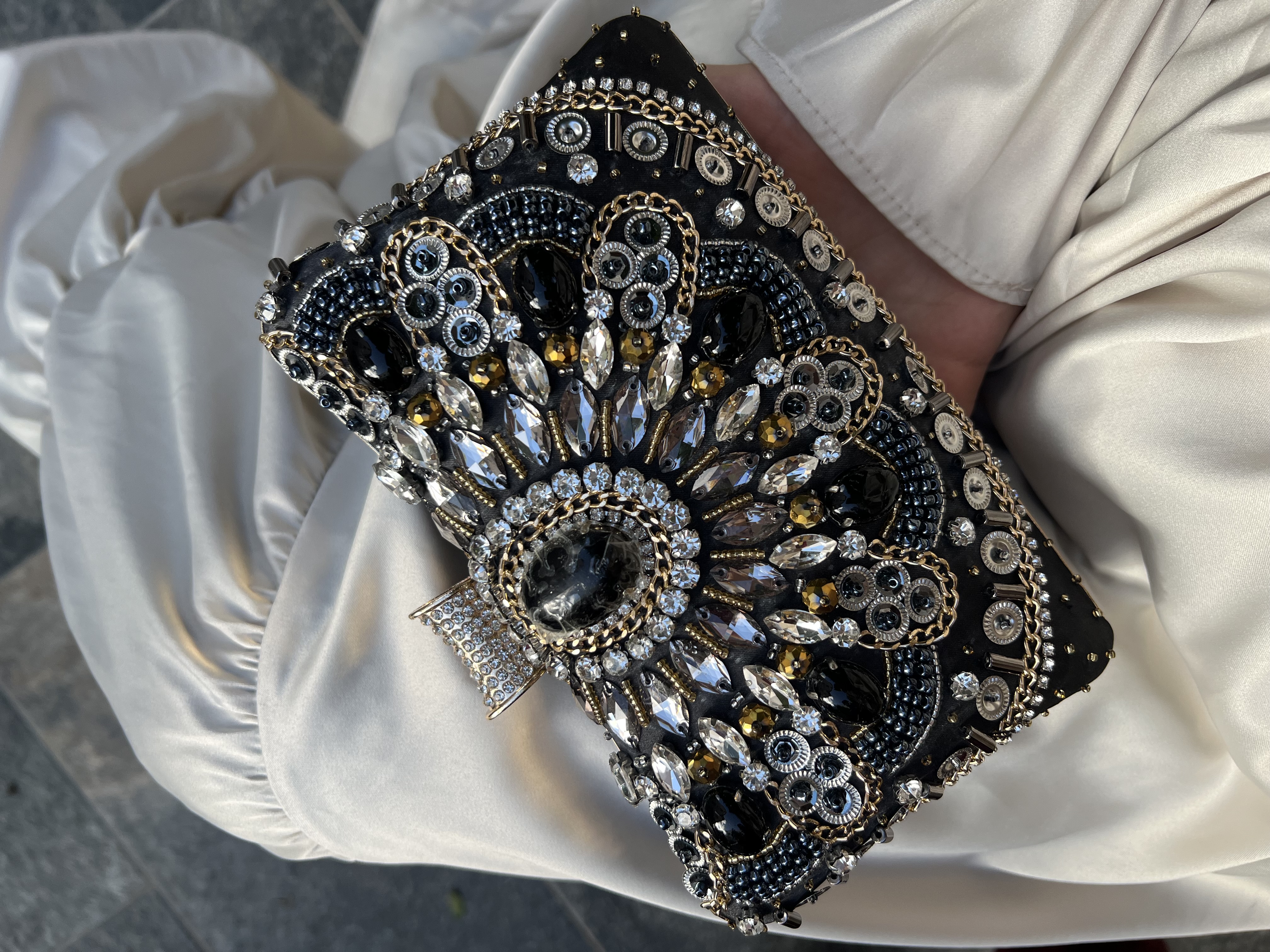 شنتة مناسبات اسود