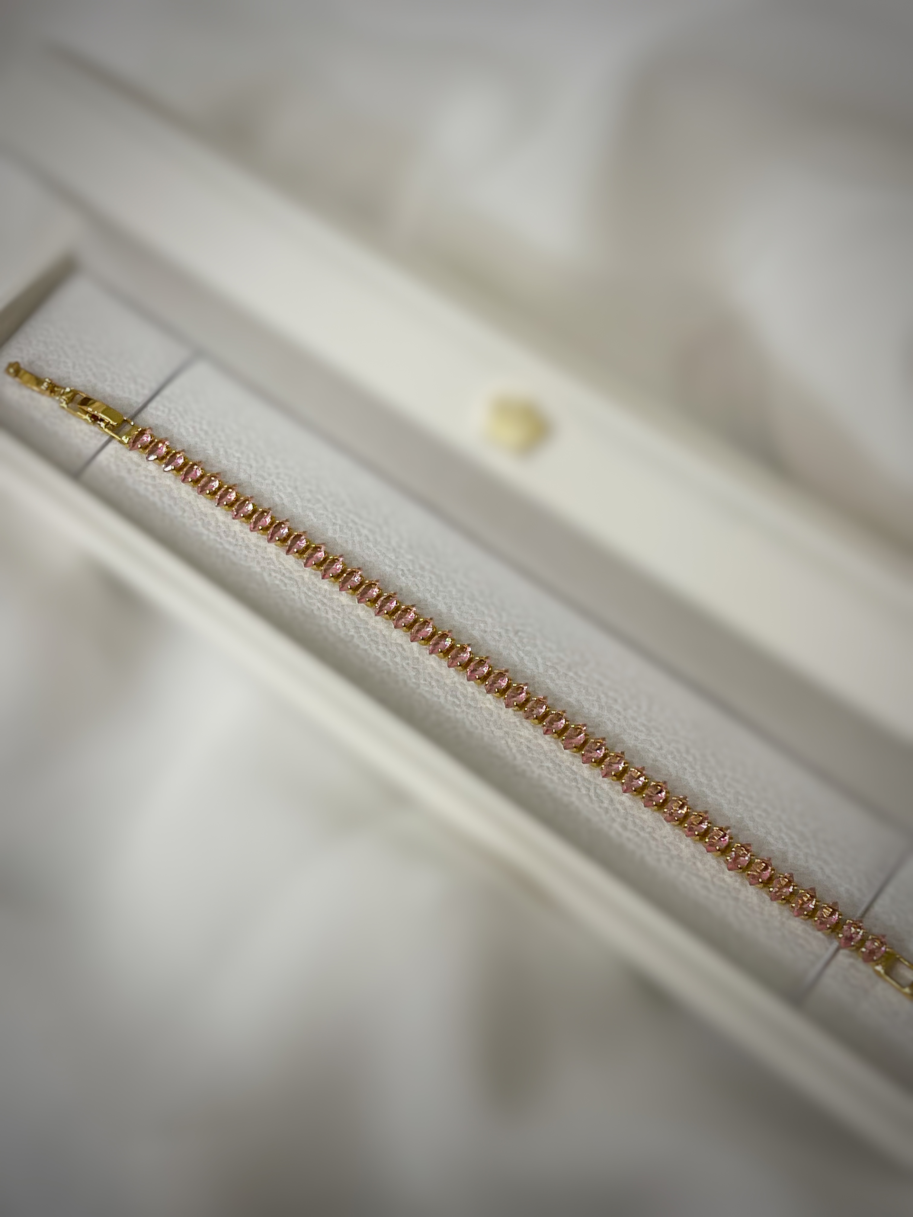 اسوارة تينس زهري