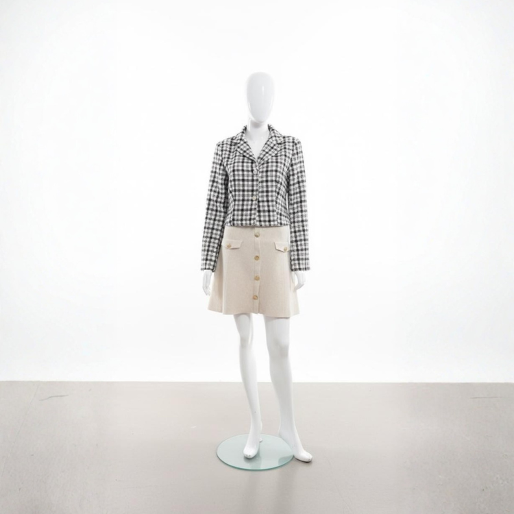 Conjunto Elegante De Falda Y Chaqueta