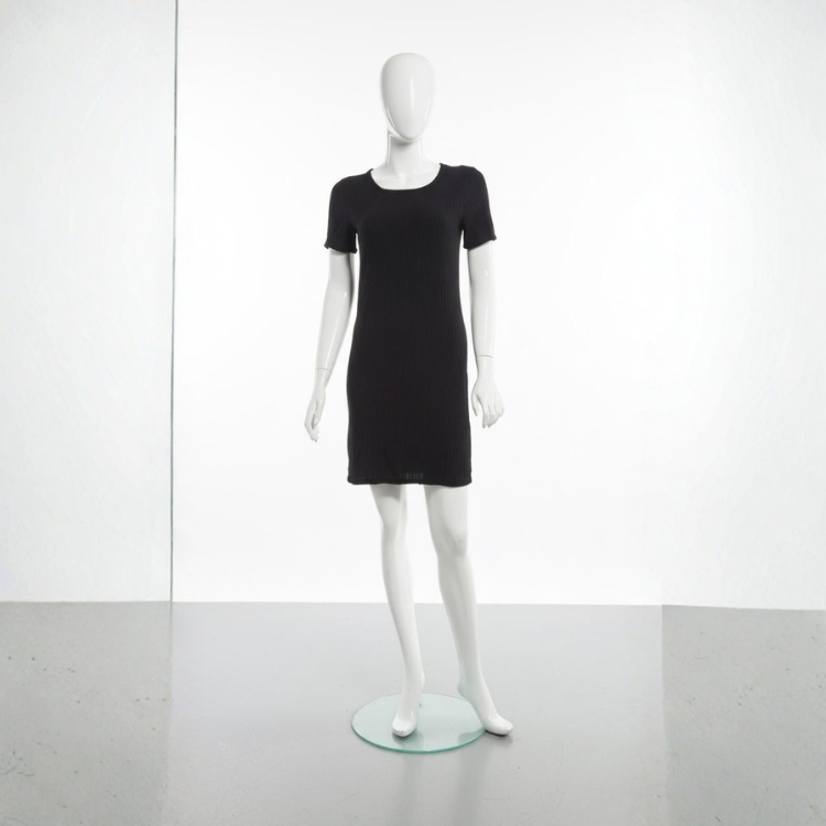 Vestido Negro Básico