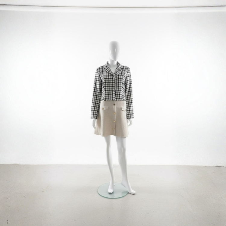 Conjunto De Chaqueta Y Falda