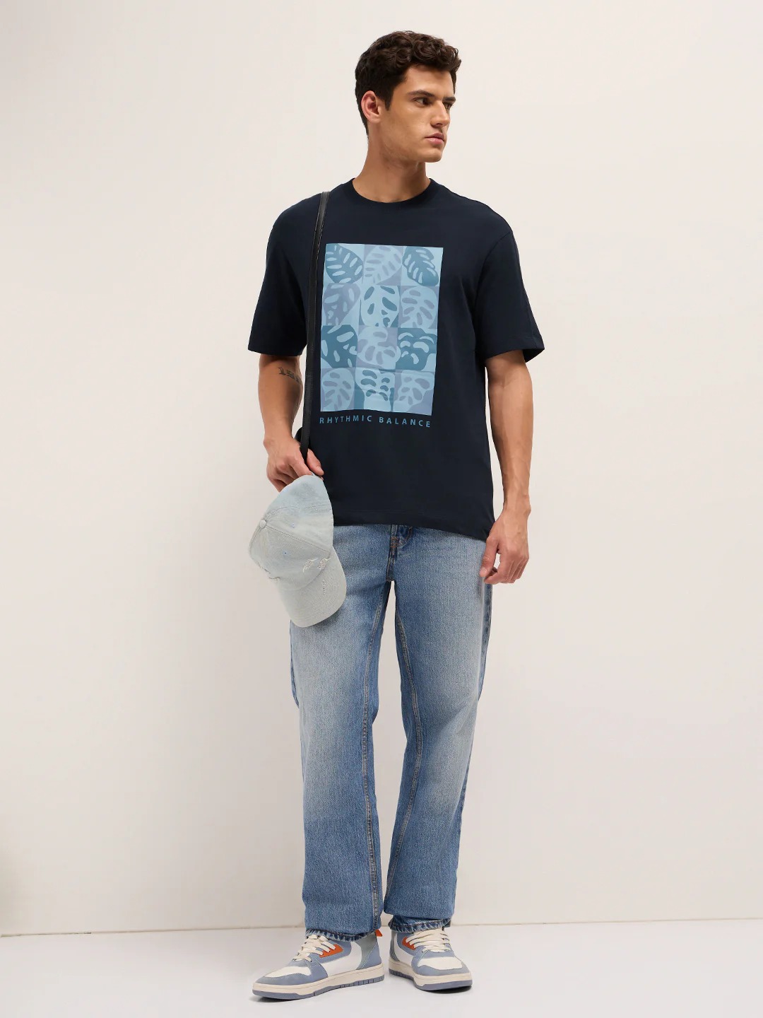 Blue Oversized Crew Neck T-Shirt with Abstract Leaf Graphic Print