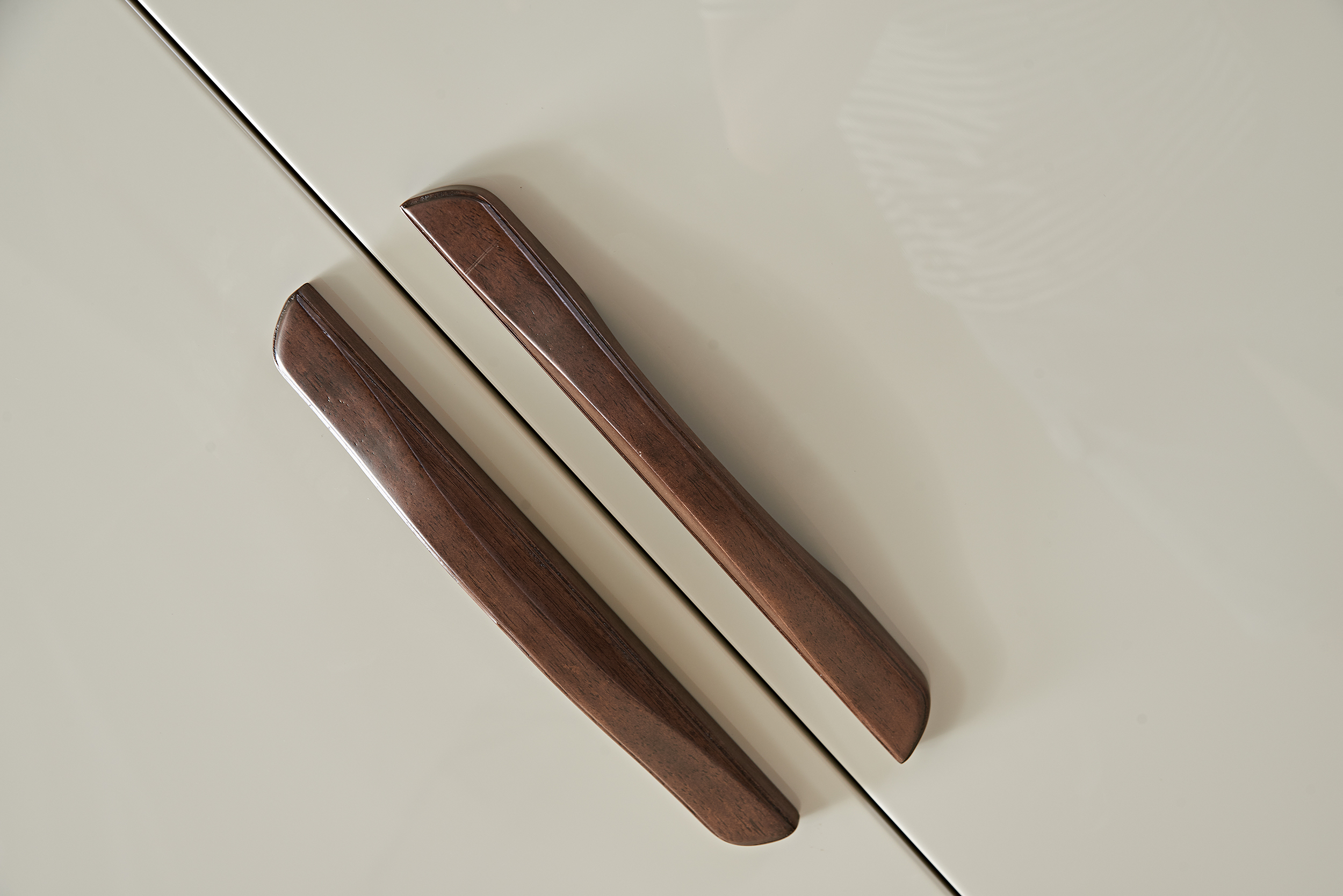 X01#Four-door cabinet