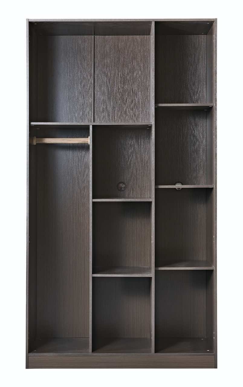 YG7109# Three-door cabinet