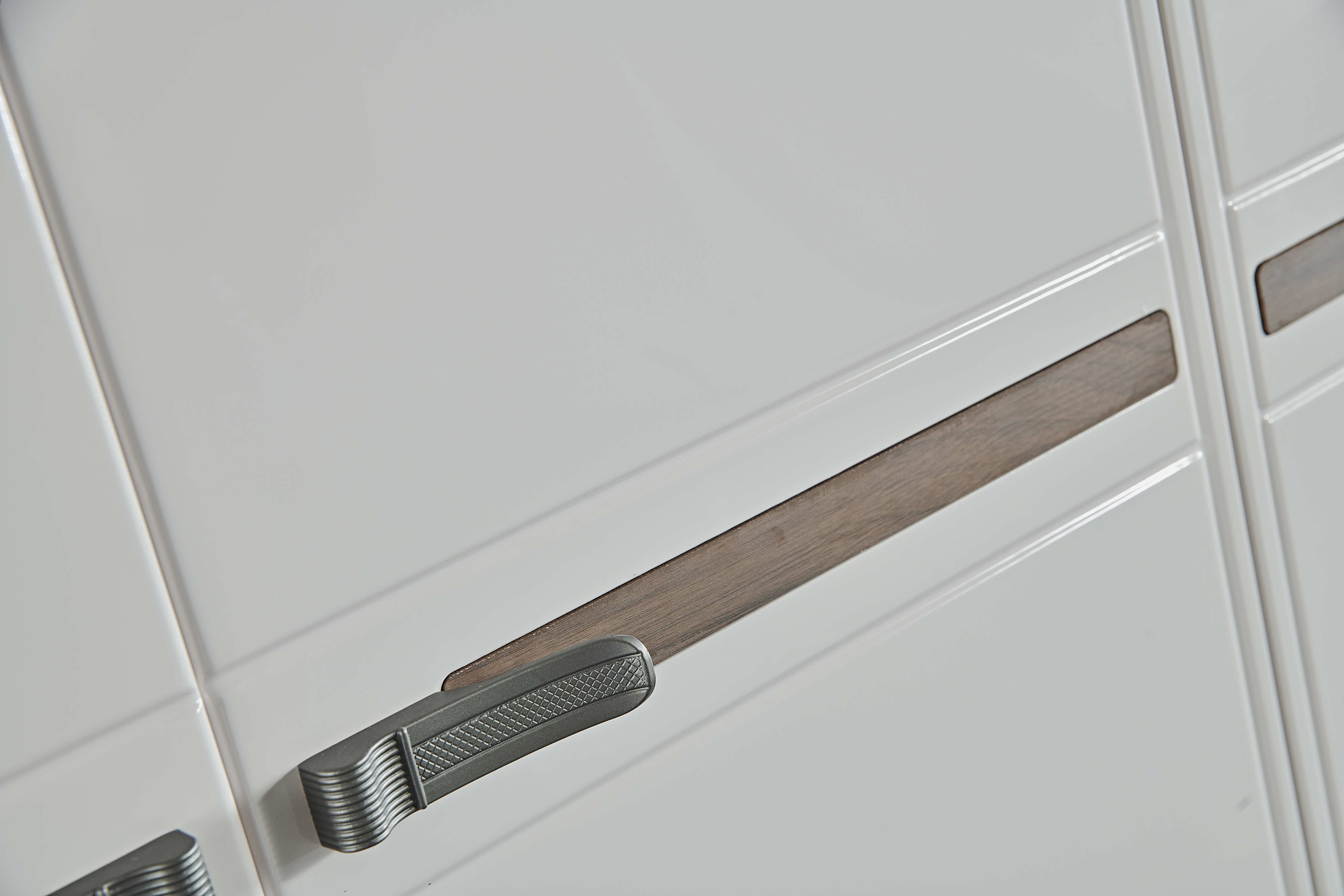 YG7602# Five-door cabinet