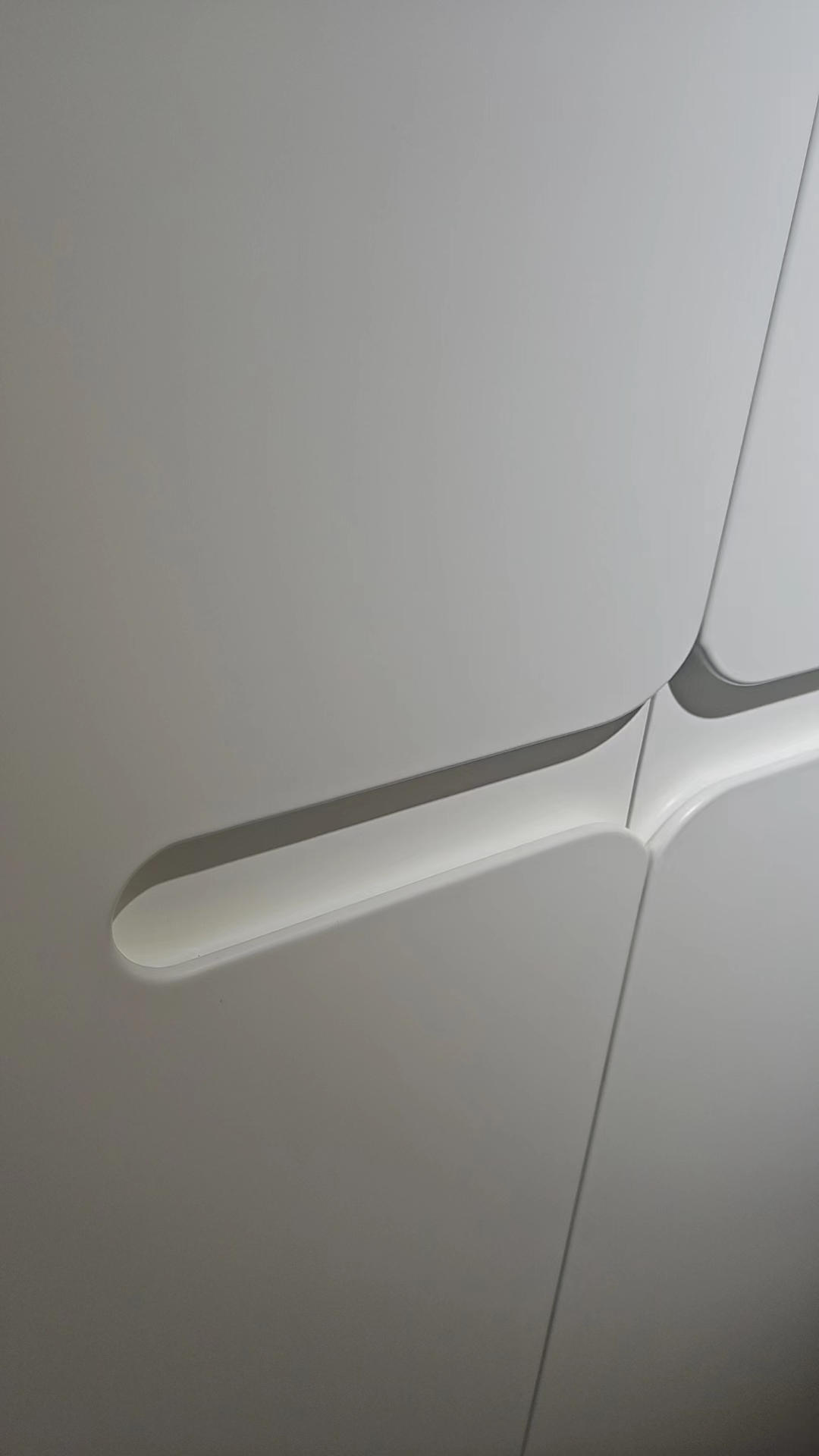 J1901# Four-door cabinet