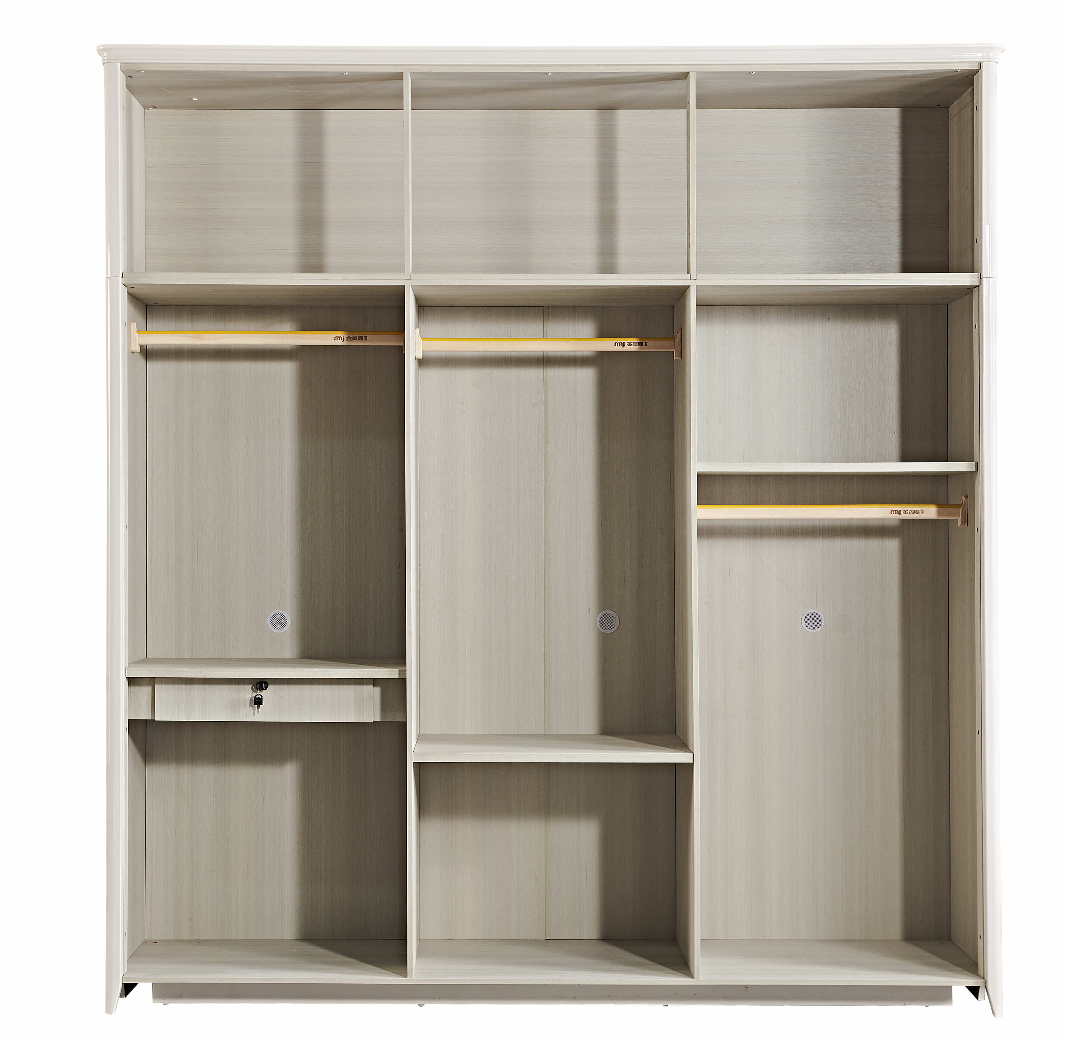 YG6201# Six-door cabinet