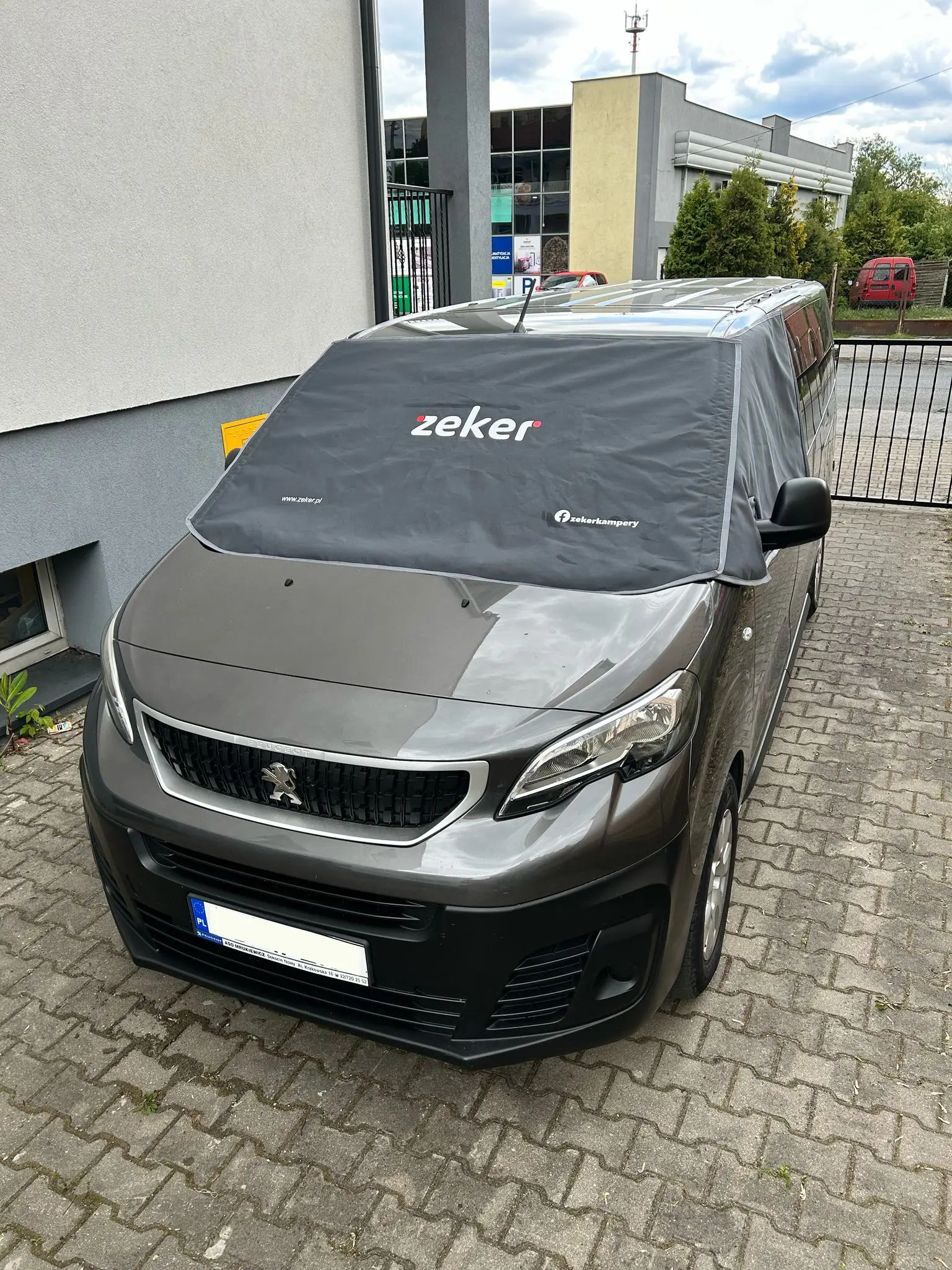 Mata izolacyjna do pojazdów Citroen Jumpy, Toyota Proace, Opel Vivaro, Peugeot Expert