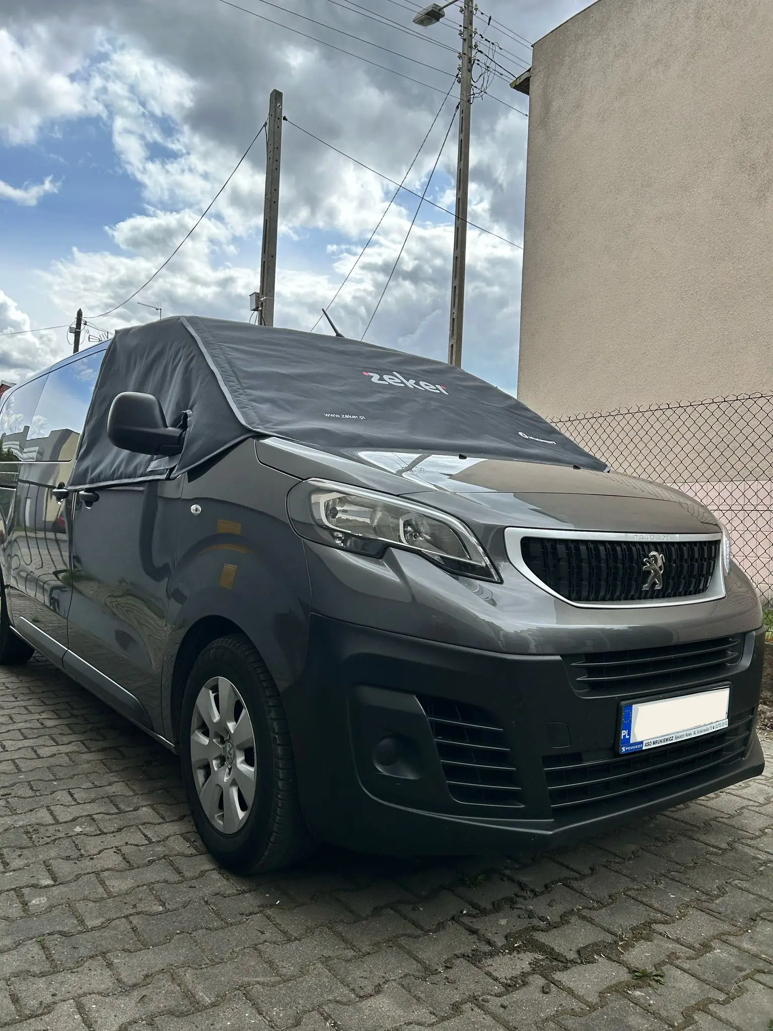 Mata izolacyjna do pojazdów Citroen Jumpy, Toyota Proace, Opel Vivaro, Peugeot Expert