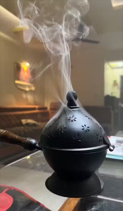 Aarti Metal Incense Burner Loban Dhoop Dani for Home Office Temple Puja(Round)