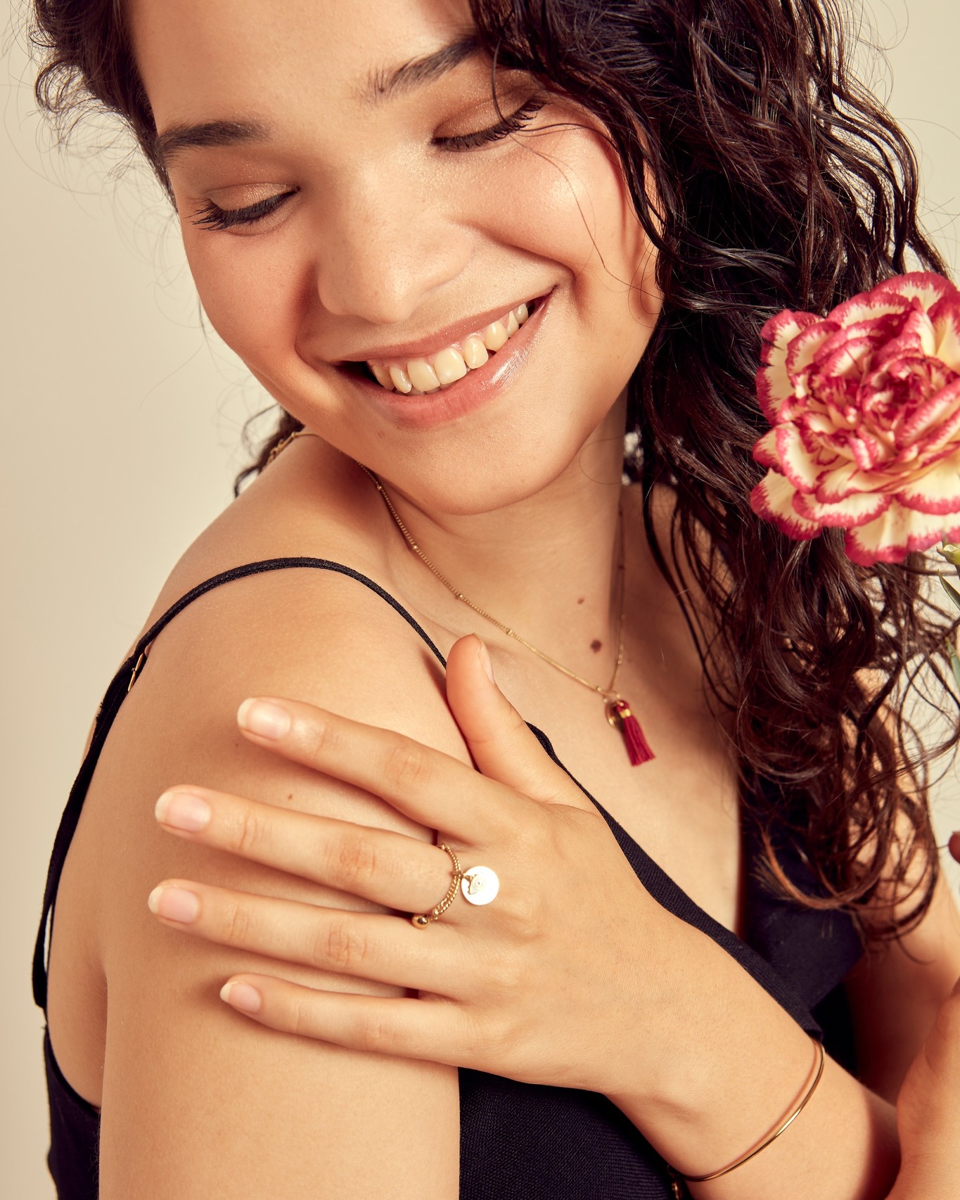 BAGUE ANNEAU PERLES MÉTALS DORÉ