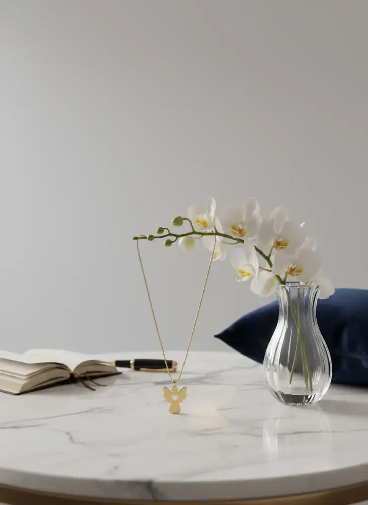 Collier Doré Médaille Pampille Angel – Création Française en Acier Inoxydable