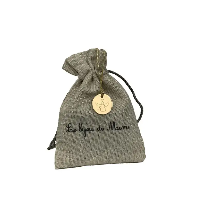 Collier Ange Doré – Protection & Élégance