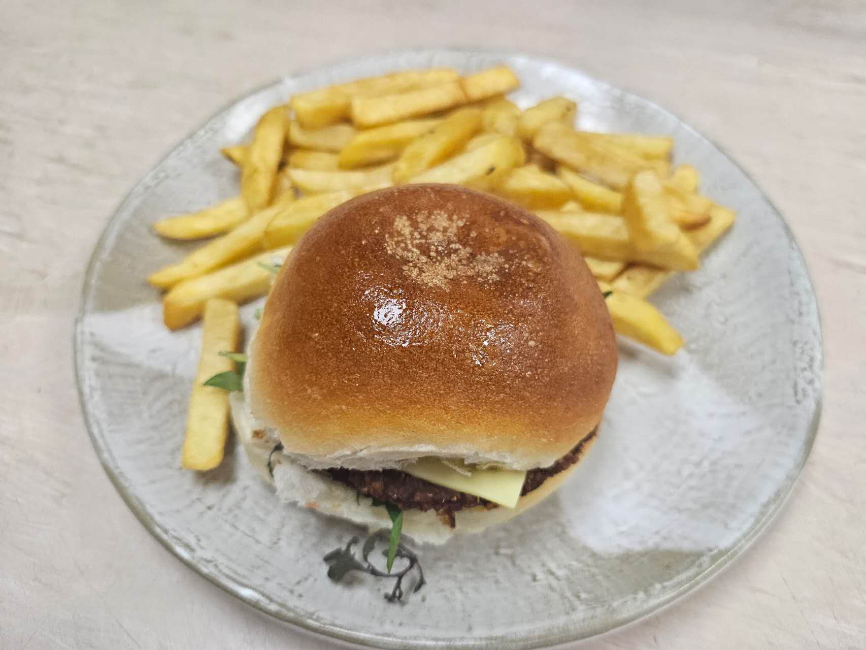 Burger and Chips 