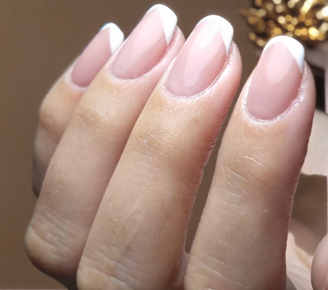 לק ג'ל עם פרנץ