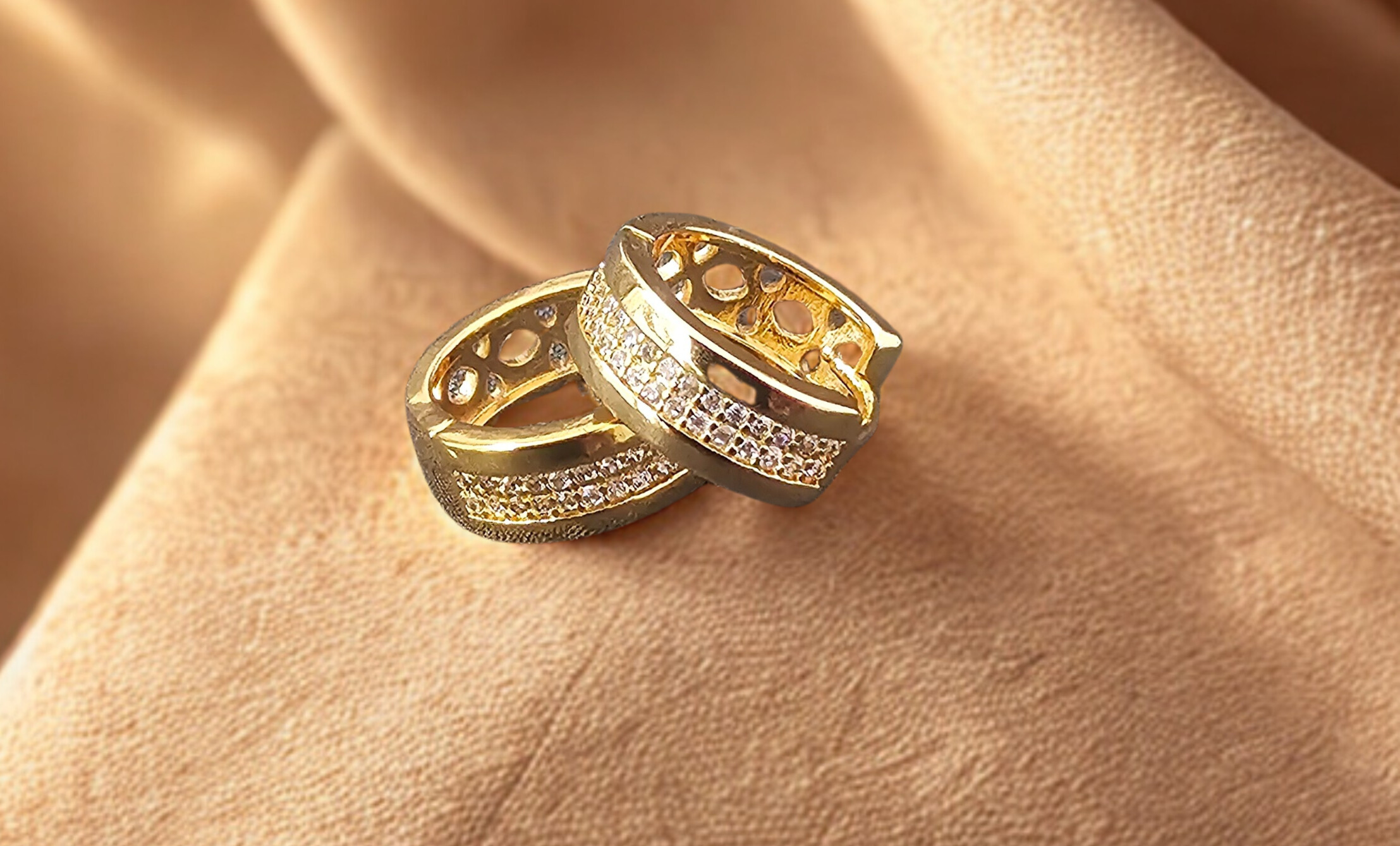 Elegant Golden Earrings