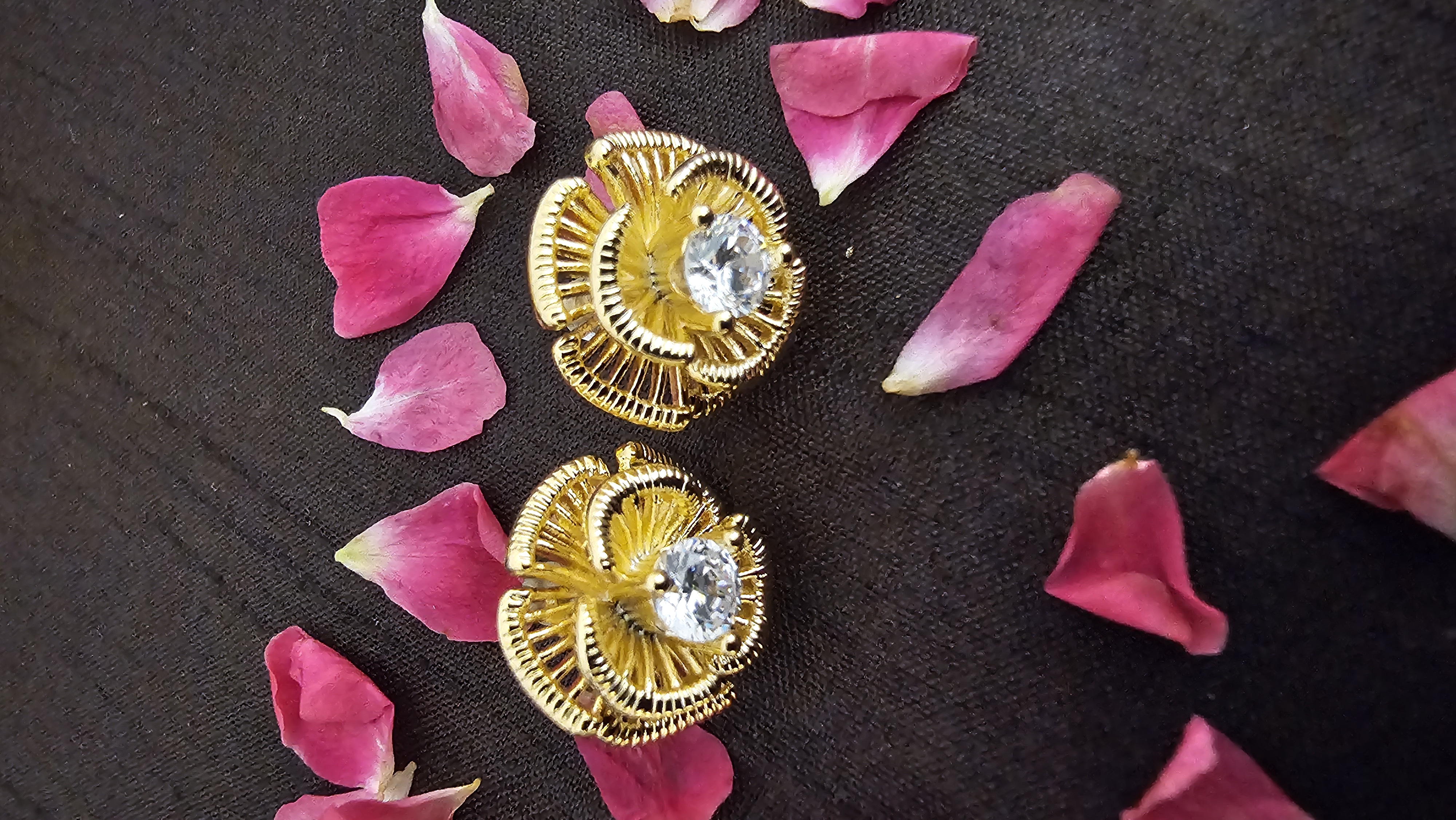 Elegant Golden Flower Earrings