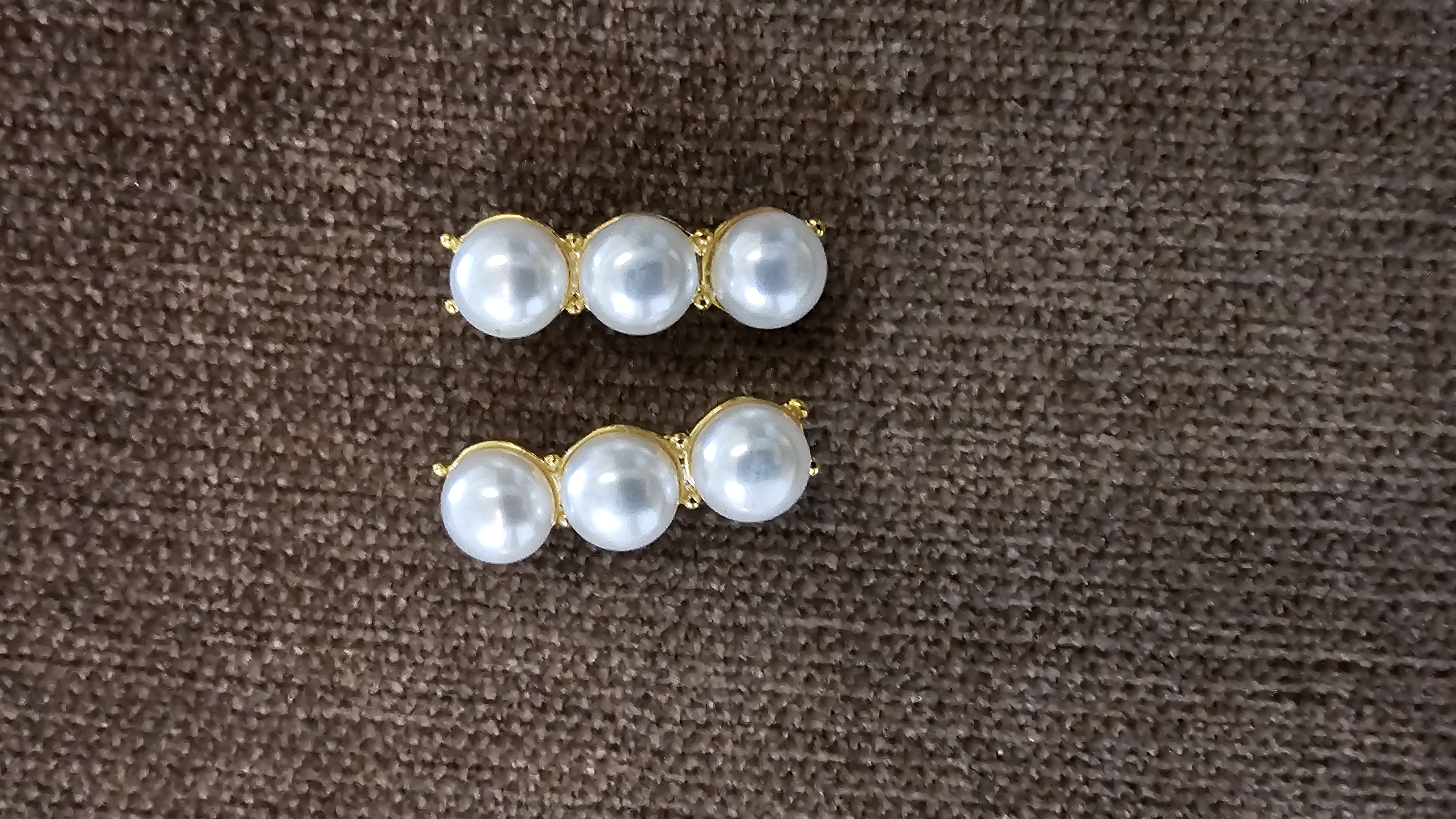 Elegant Pearl Stud Earring