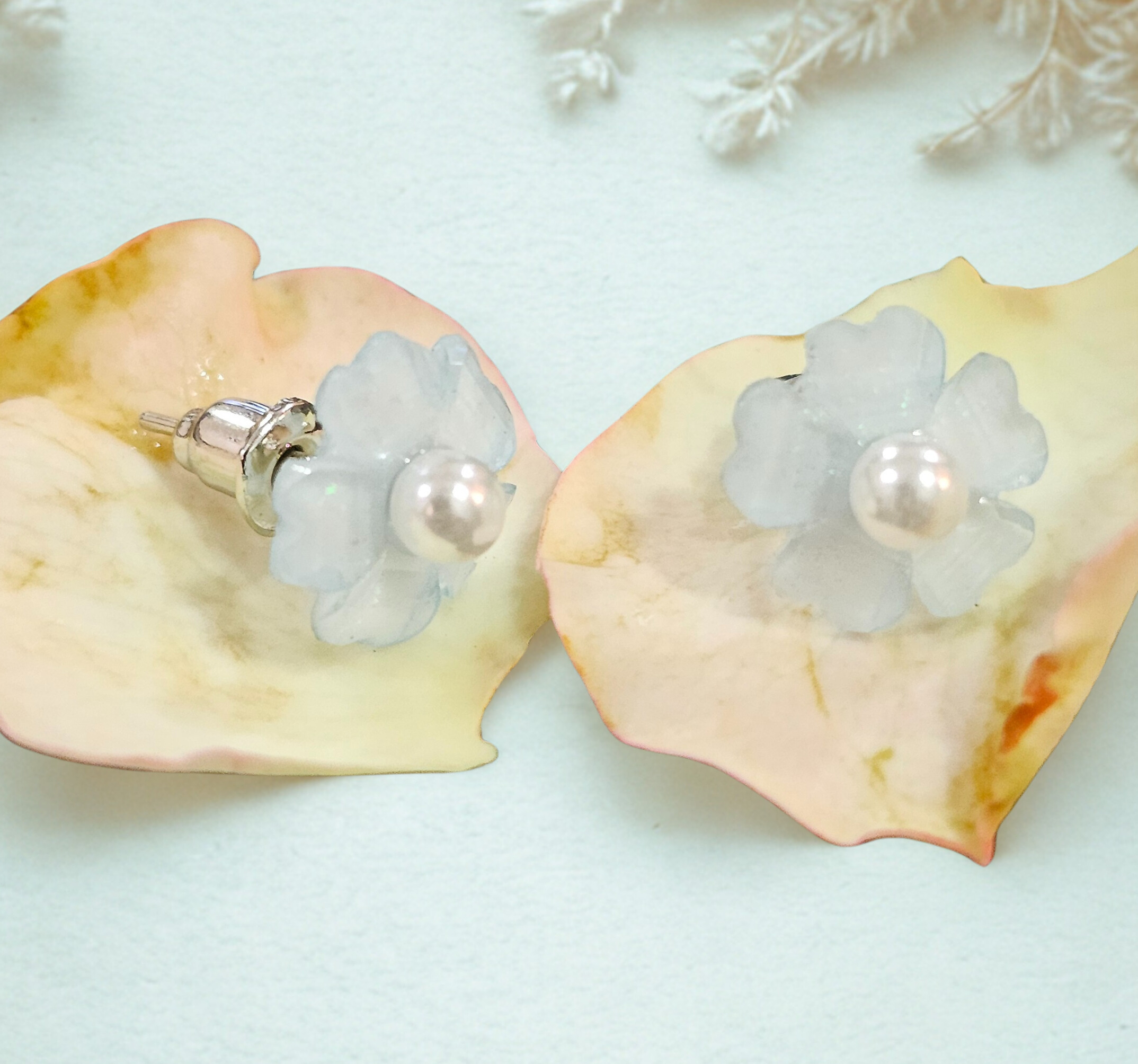 Red Flower Pearl Earrings - Set of 3