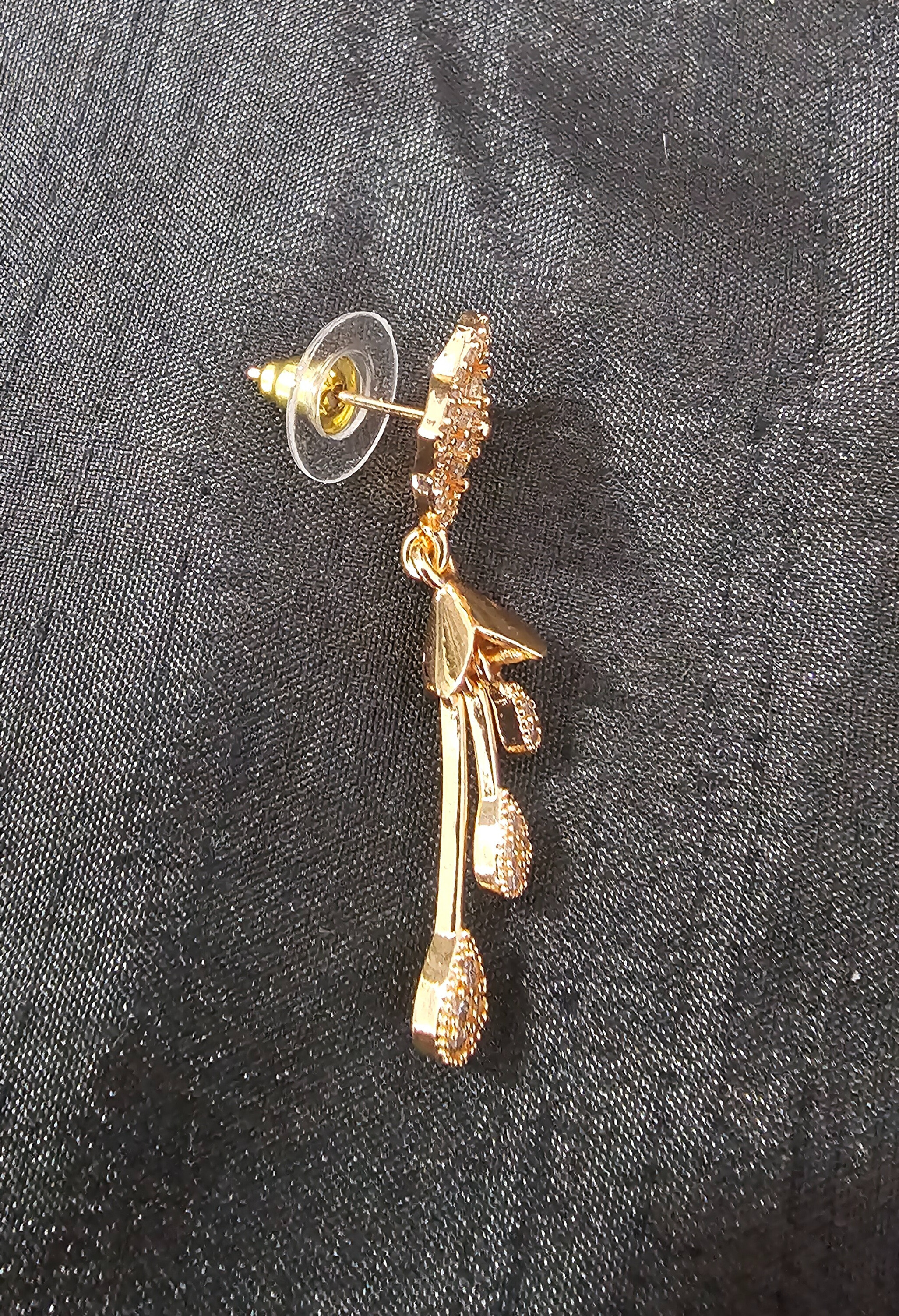 Elegant Golden Drop Earrings