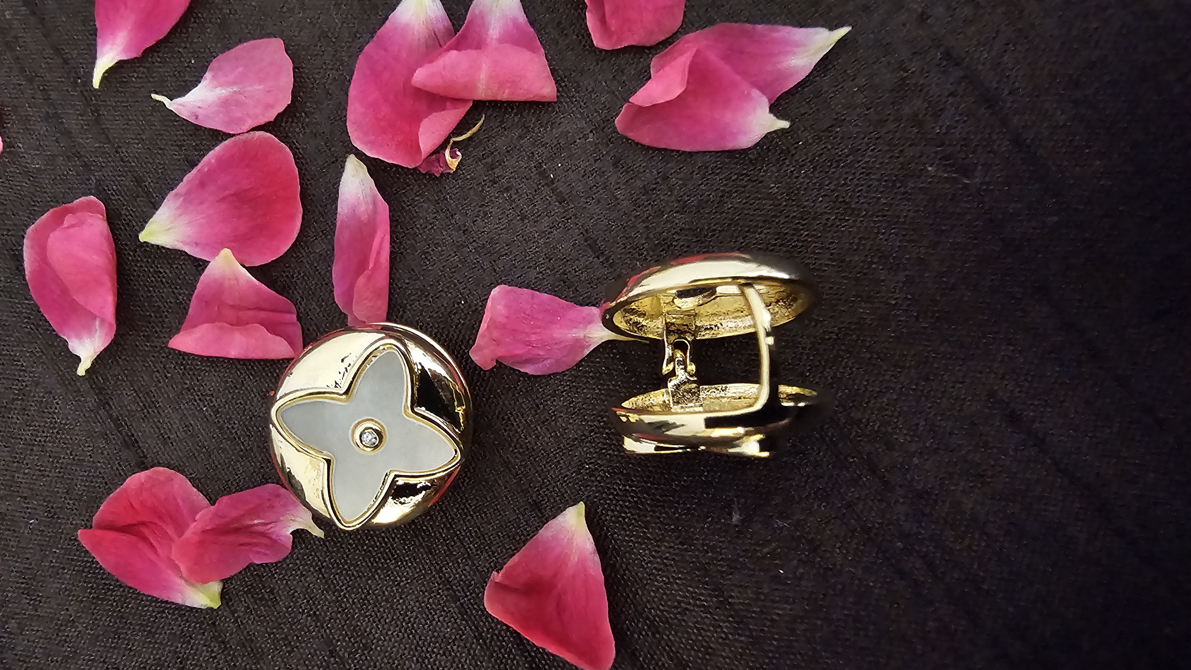 Luxury Flower Stud Earring