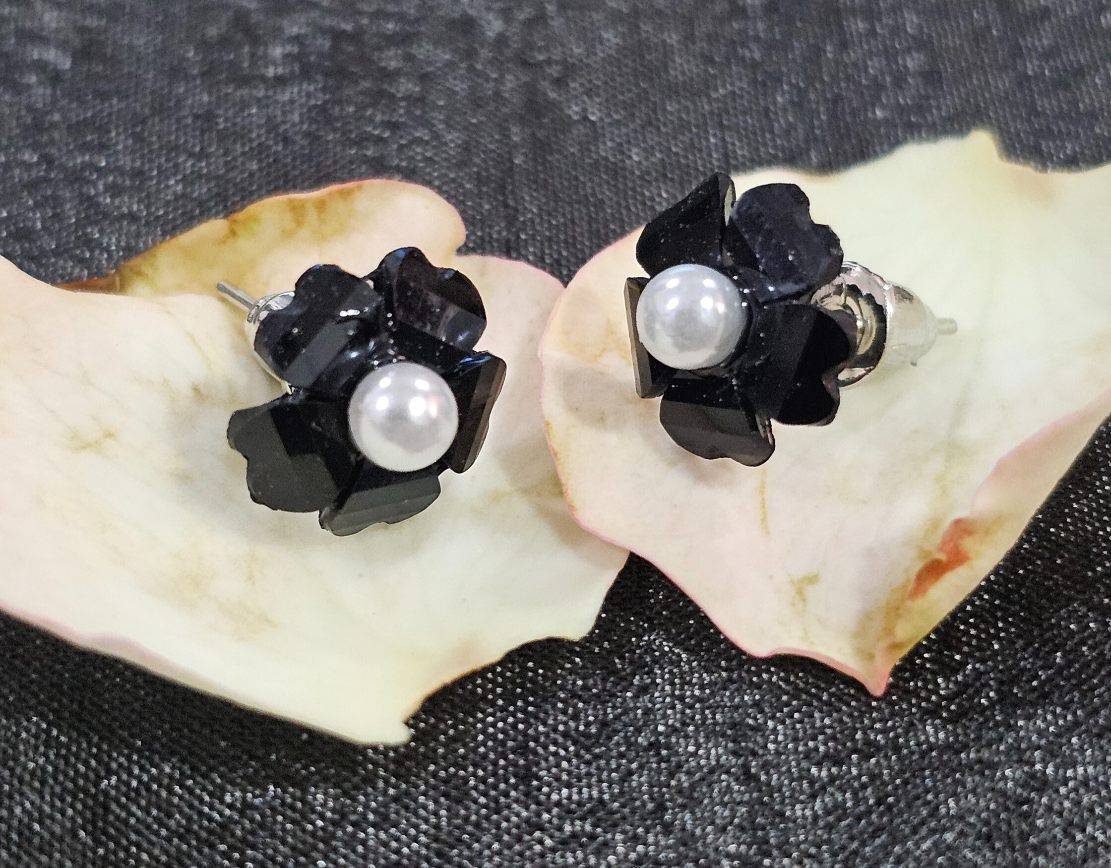 Flower Pearl Stud Earrings - Set of 3
