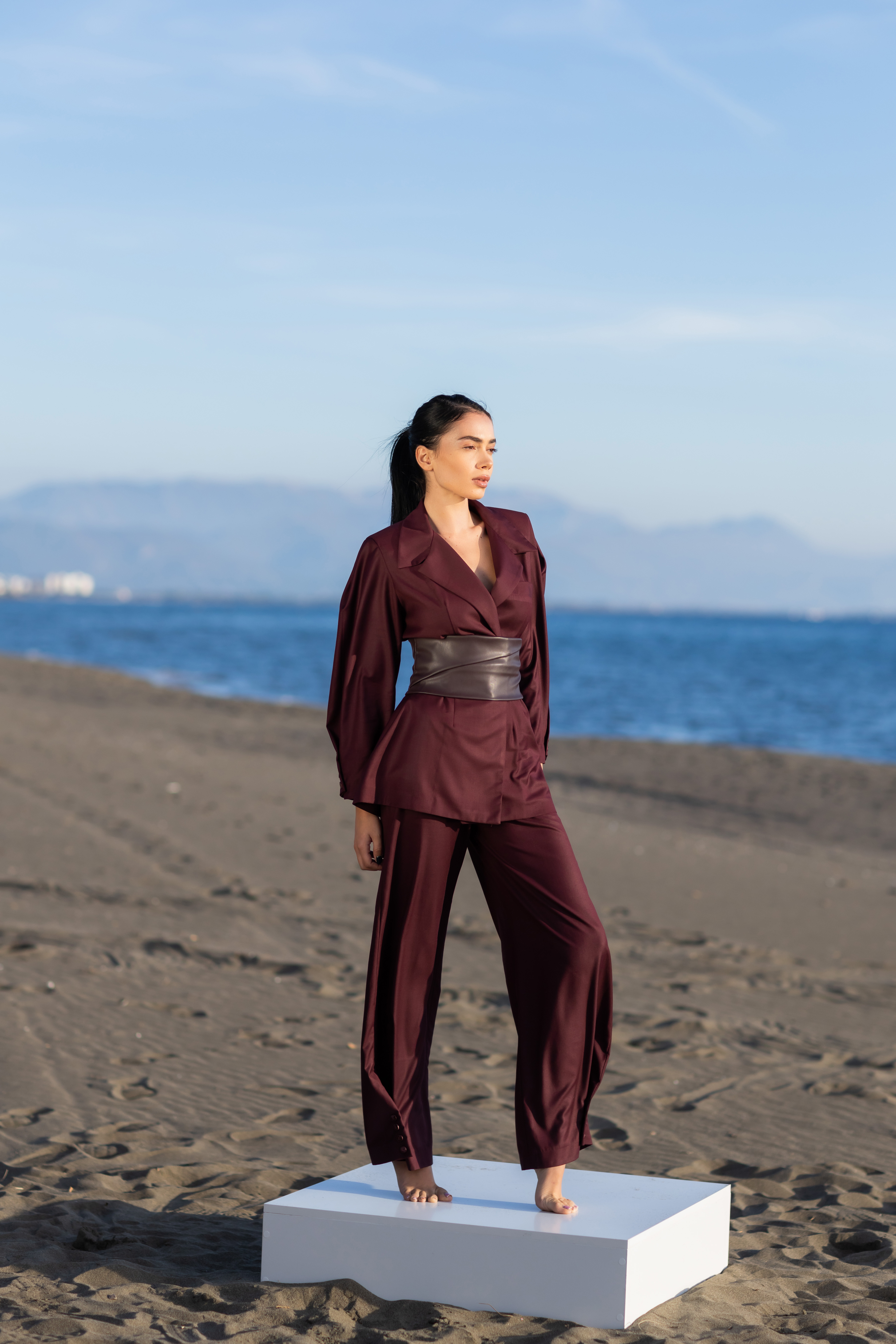 Bordeaux High-Waist Relaxed Trouser