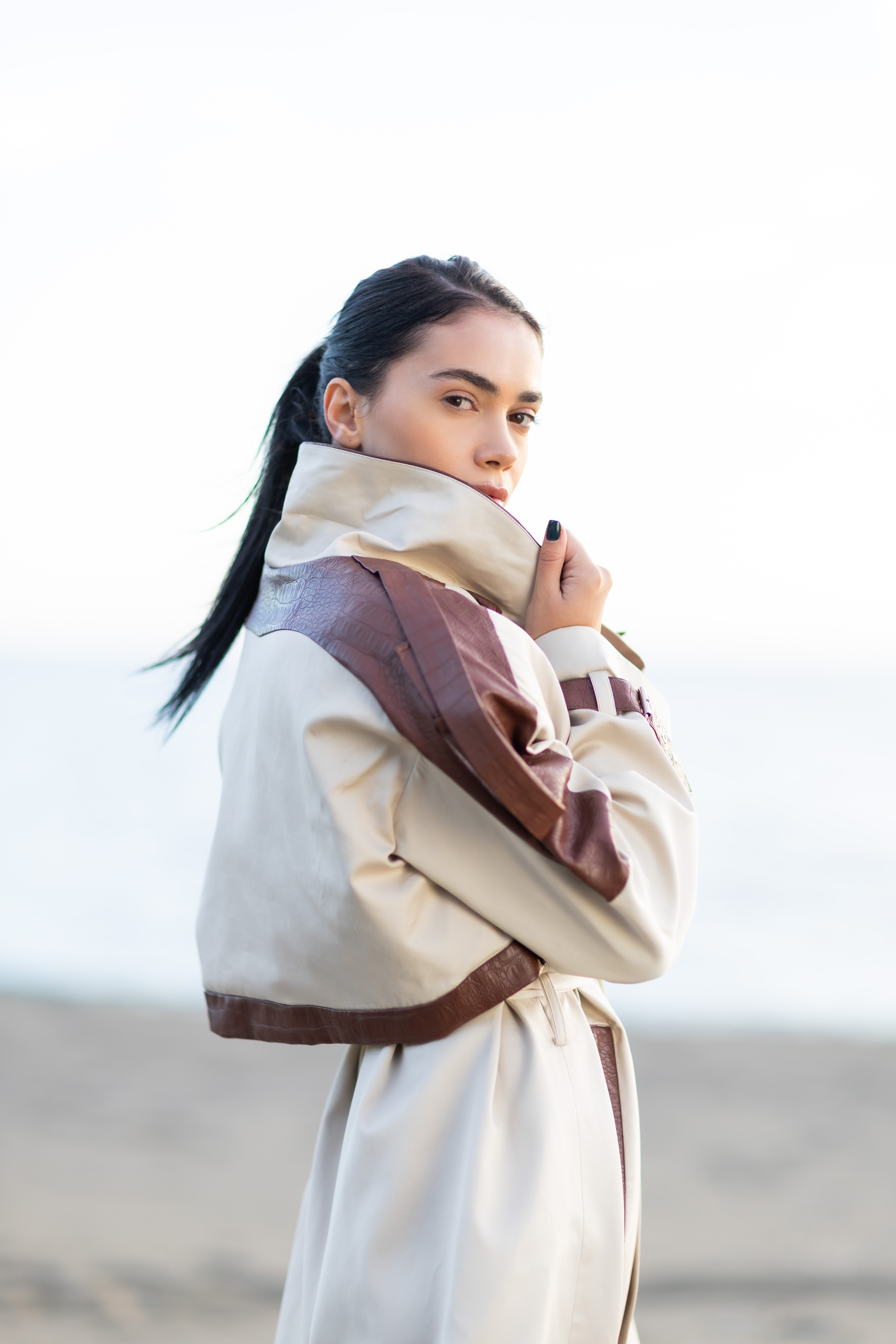 Ivory Hybrid Trench