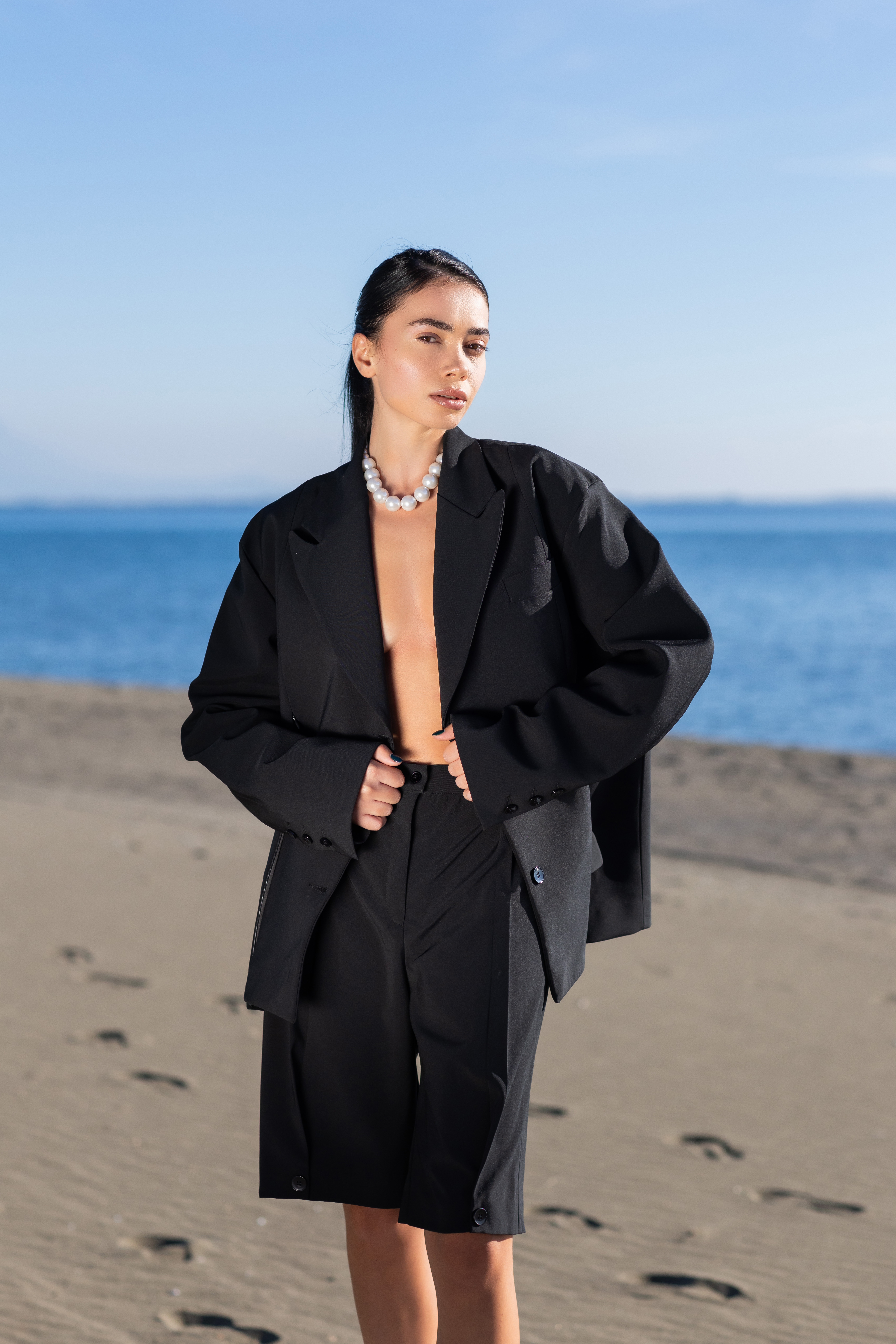 Raven Oversized Power Blazer