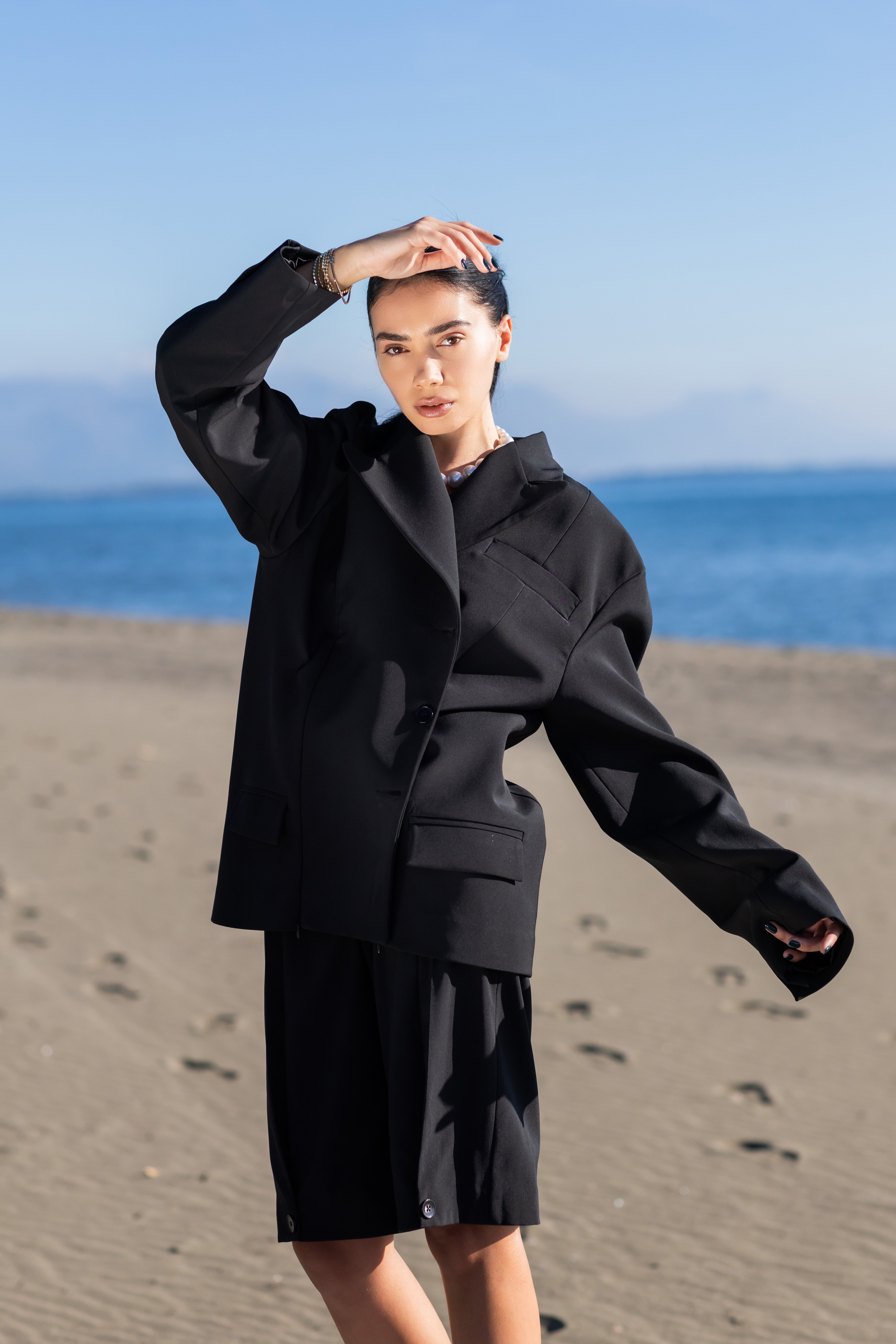 Raven Oversized Power Blazer