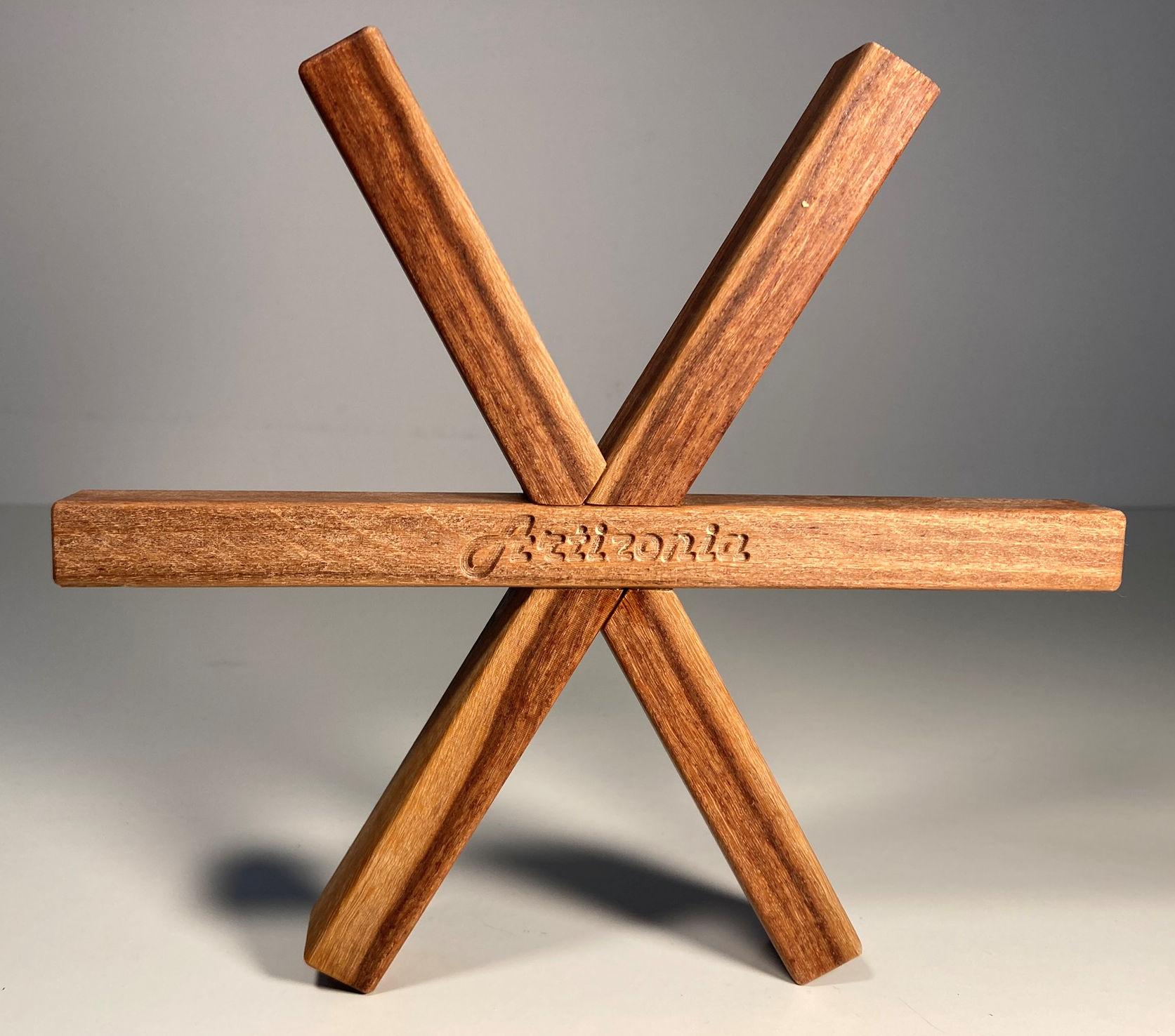 Trivet in Teak with Asterix Design