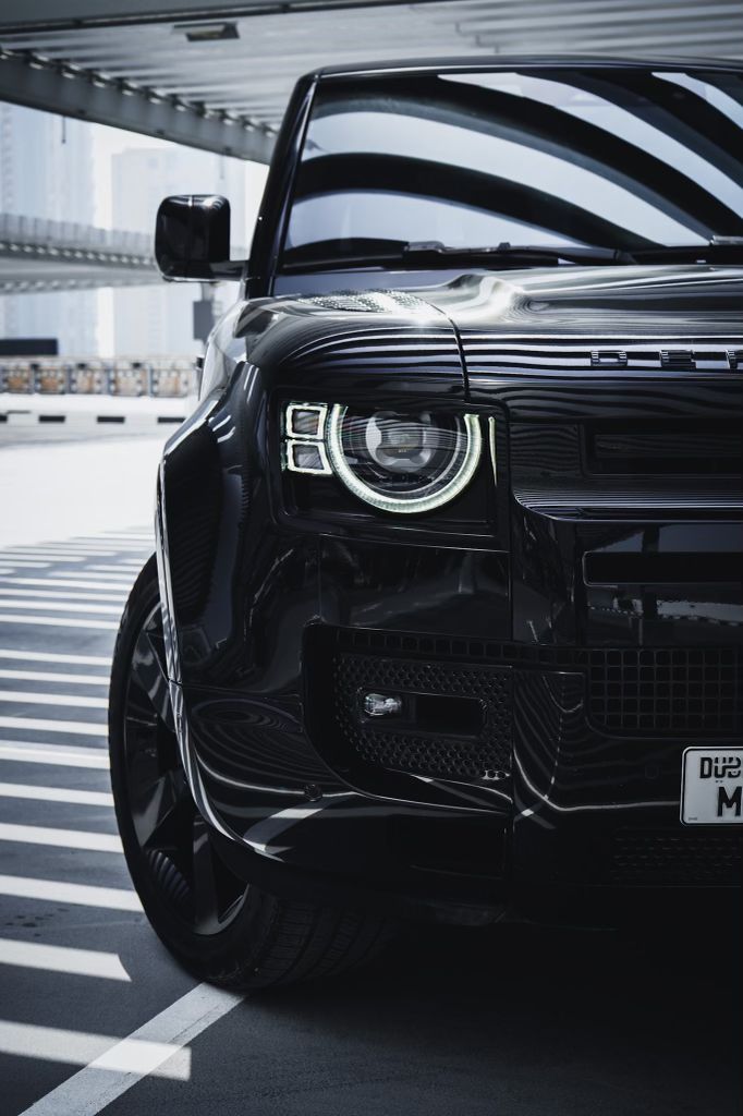 Land Rover Defender (2 Door)