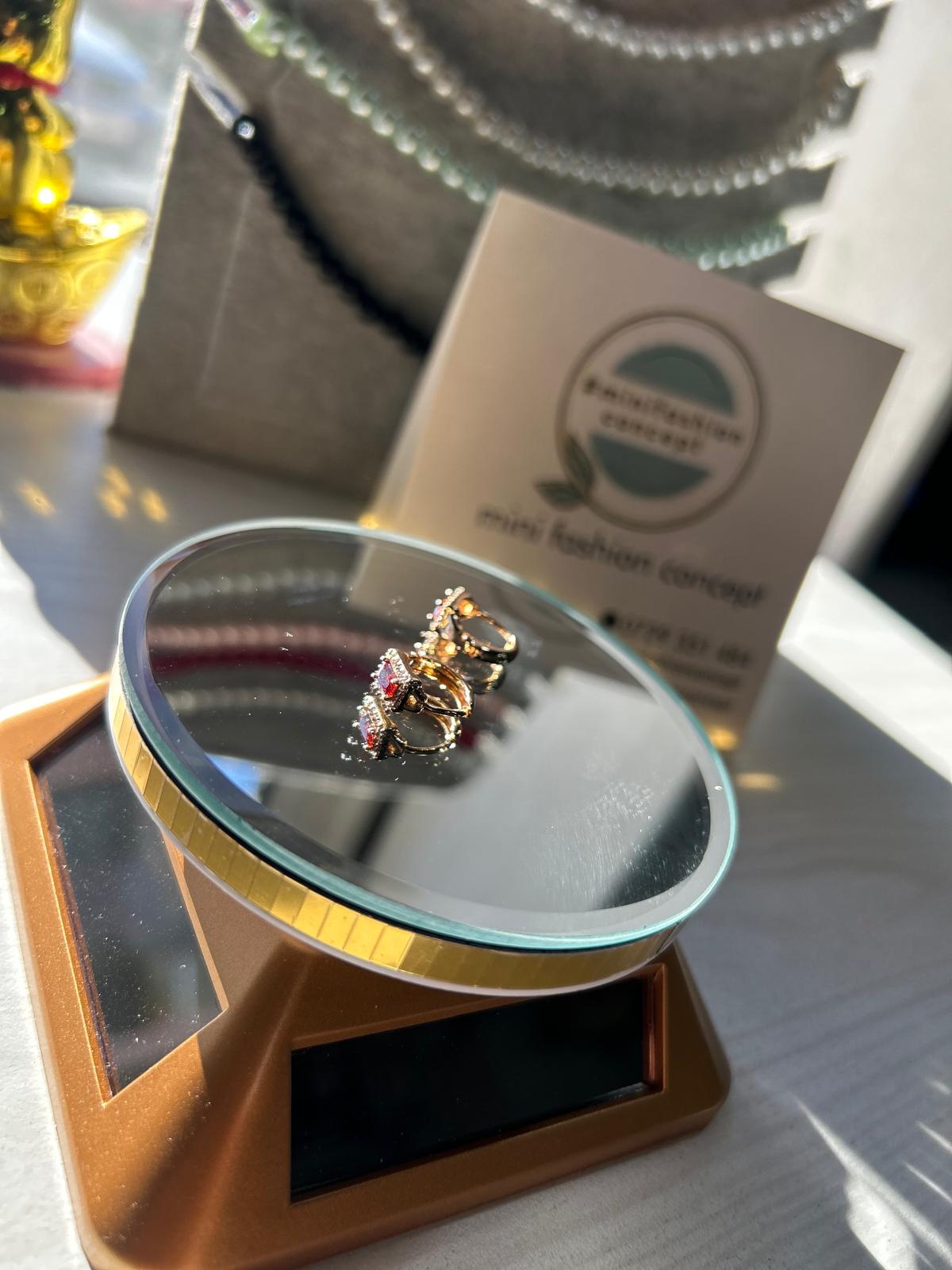 Cercei din inox cu zirconiu