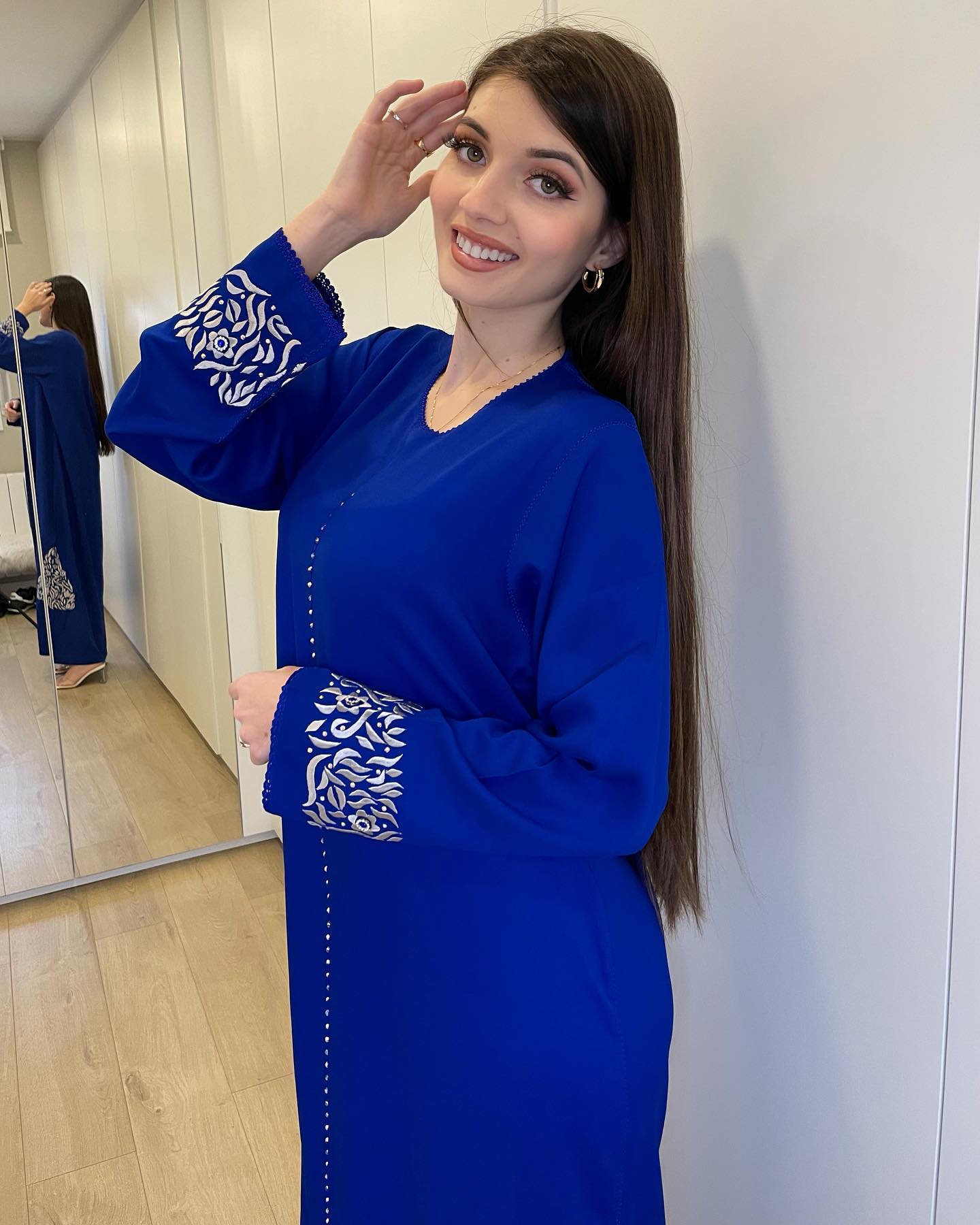 Djellaba bleue traditionnelle