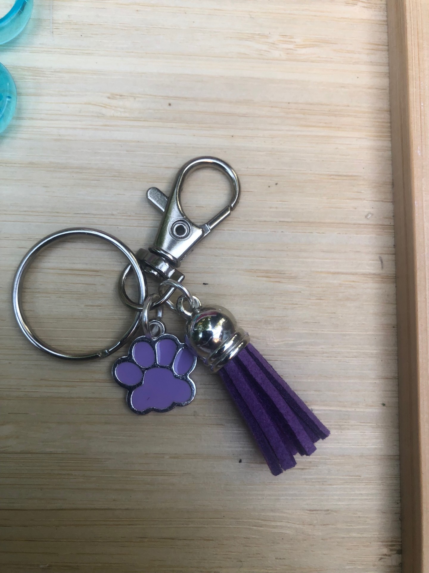 Enamel Paw Print Keyring & Tassel Bag Charm – Perfect Gift for Dog & Cat Lovers