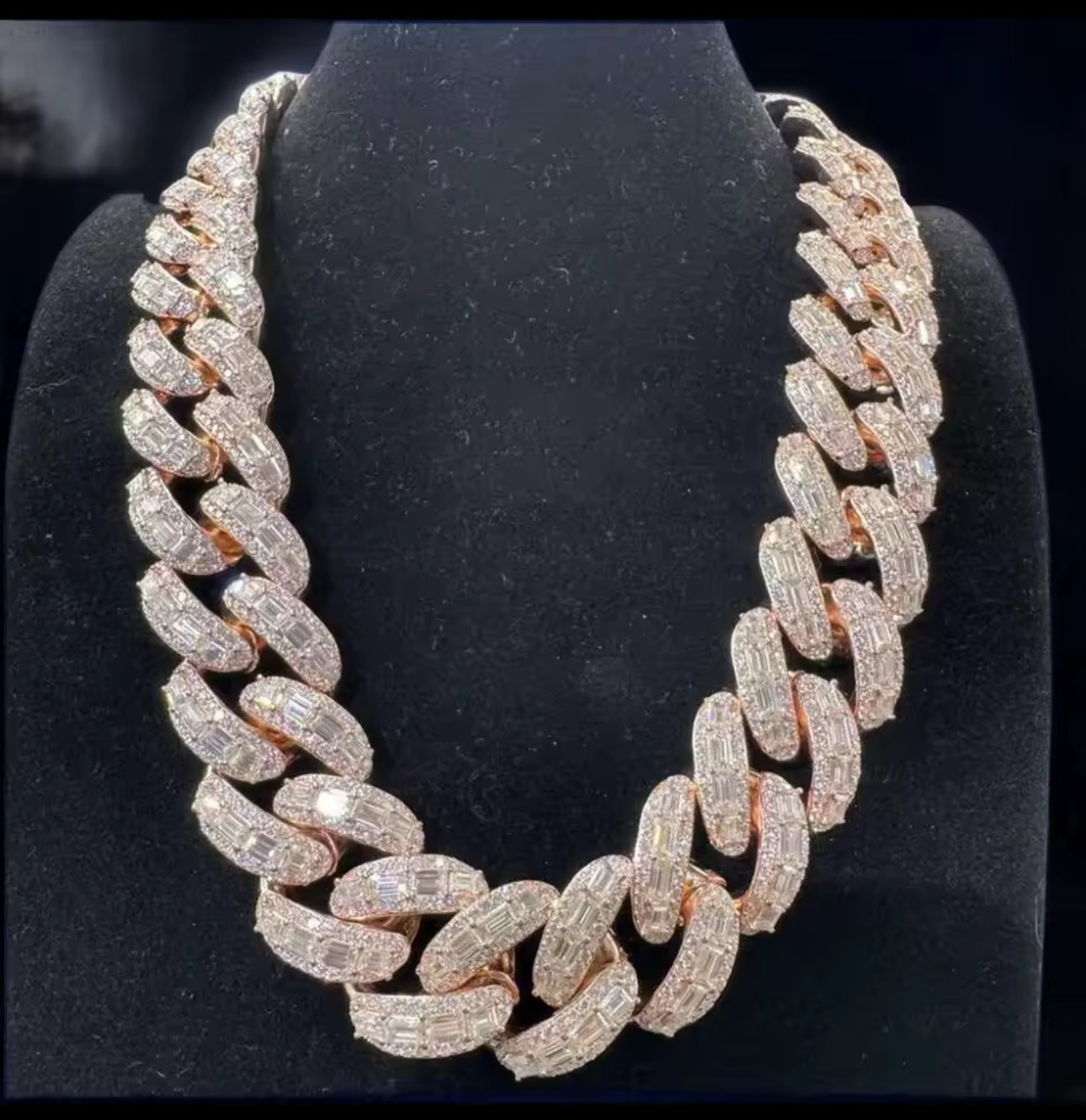 Luxury Diamond Cuban Link Chain Necklace