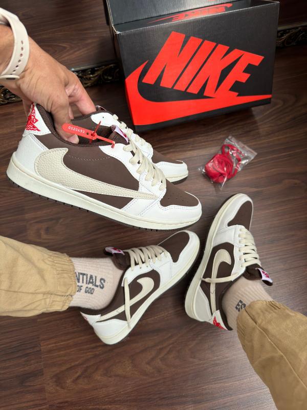 Nike Air Jordan 1 Low Travis Scott