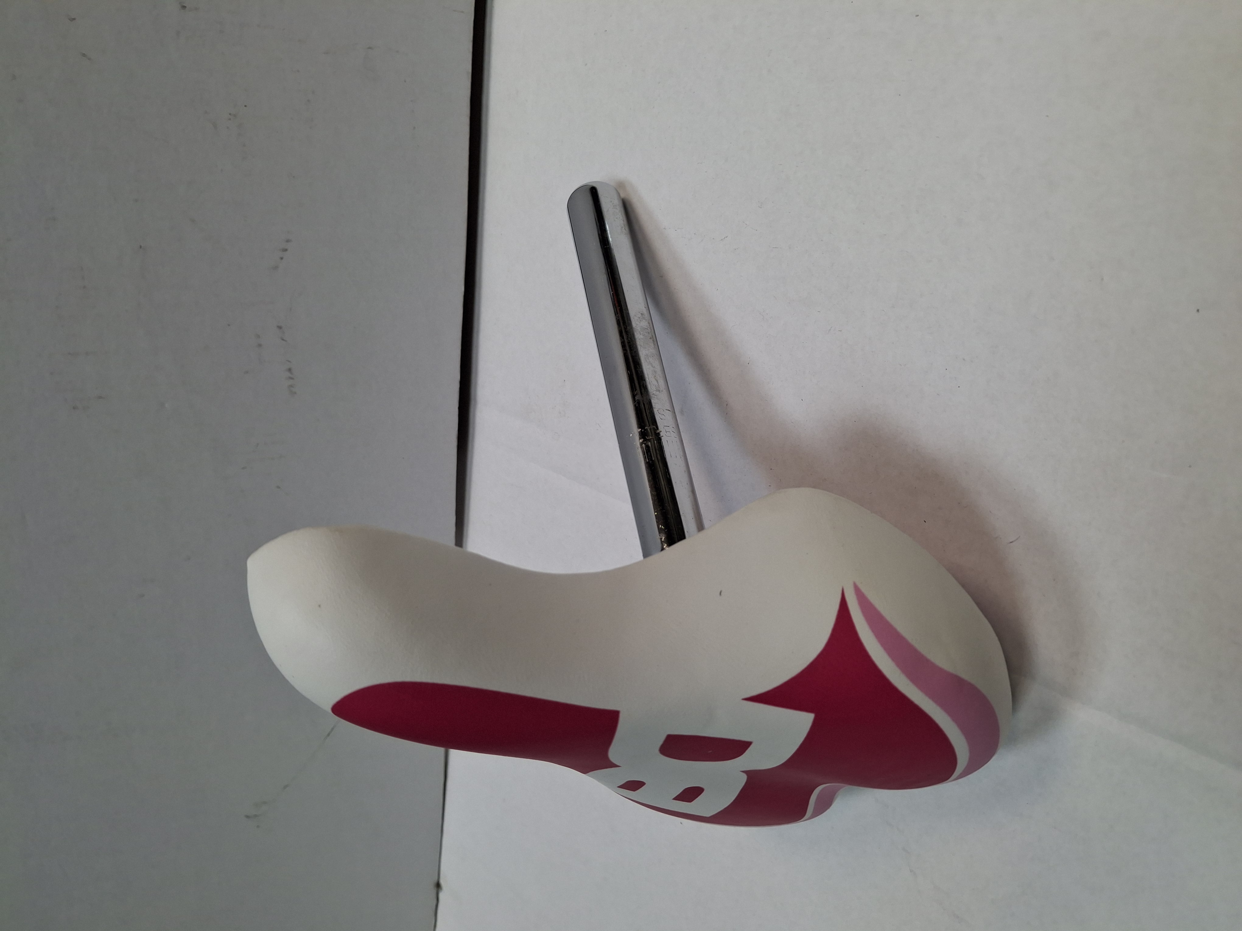 SELLA BICI BIMBO/A - TUBO DIAM 22 IMBOTTITA