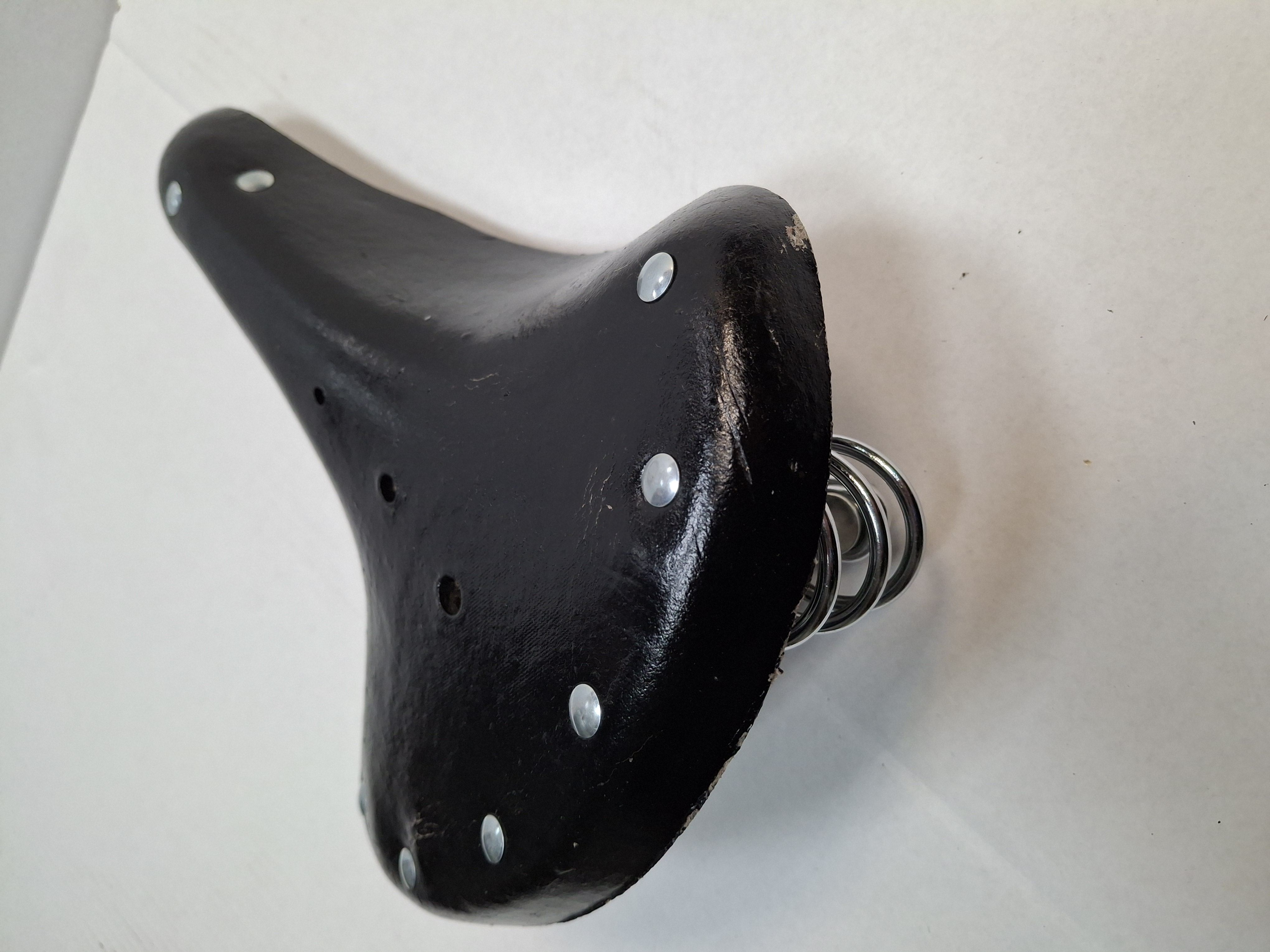 SELLA RETRO' CON ATTACCO INCLUSO