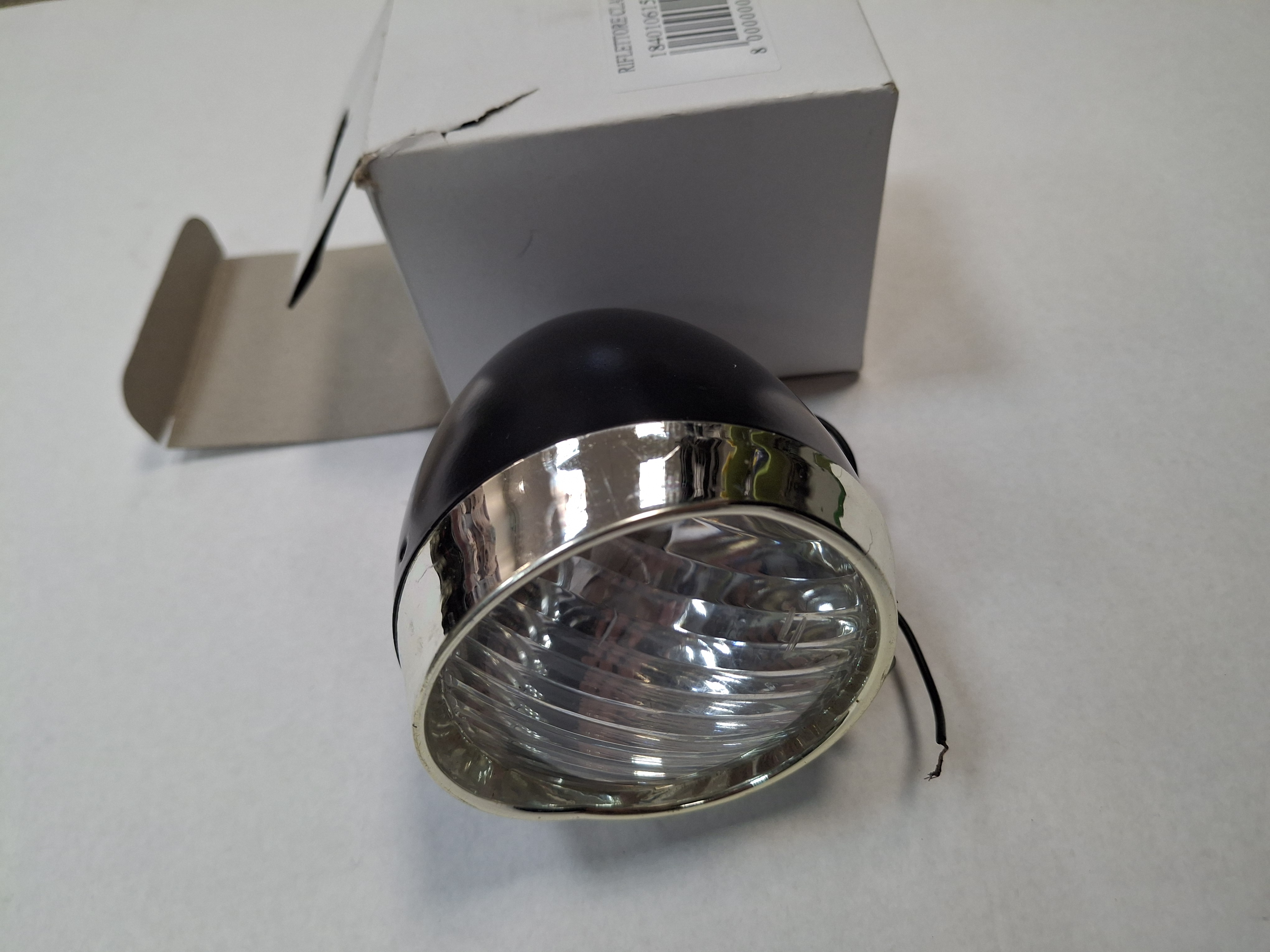 FANALE ANTERILIORE VINTAGE 6 V NERO