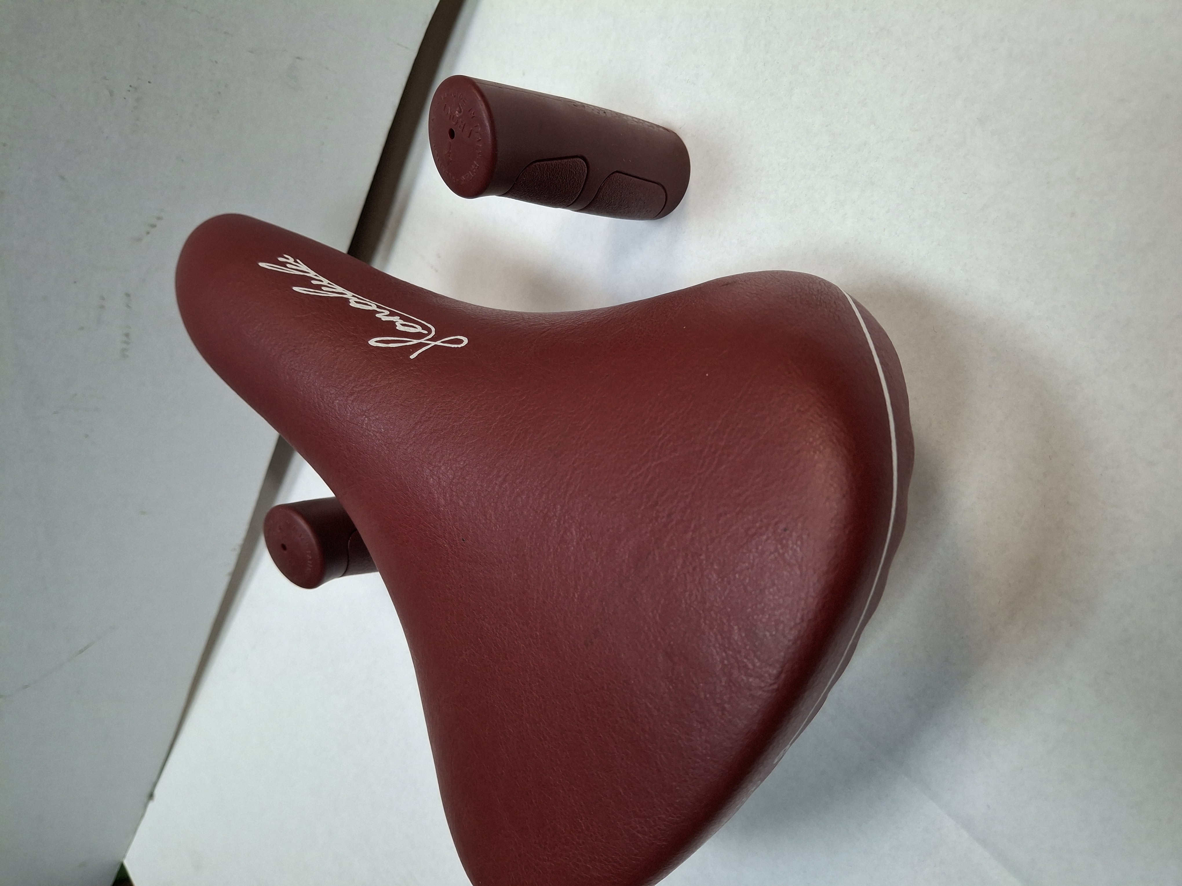 SELLA CITY BASSANO CON MANOPOLE COMPRESE - MOD MOLLE