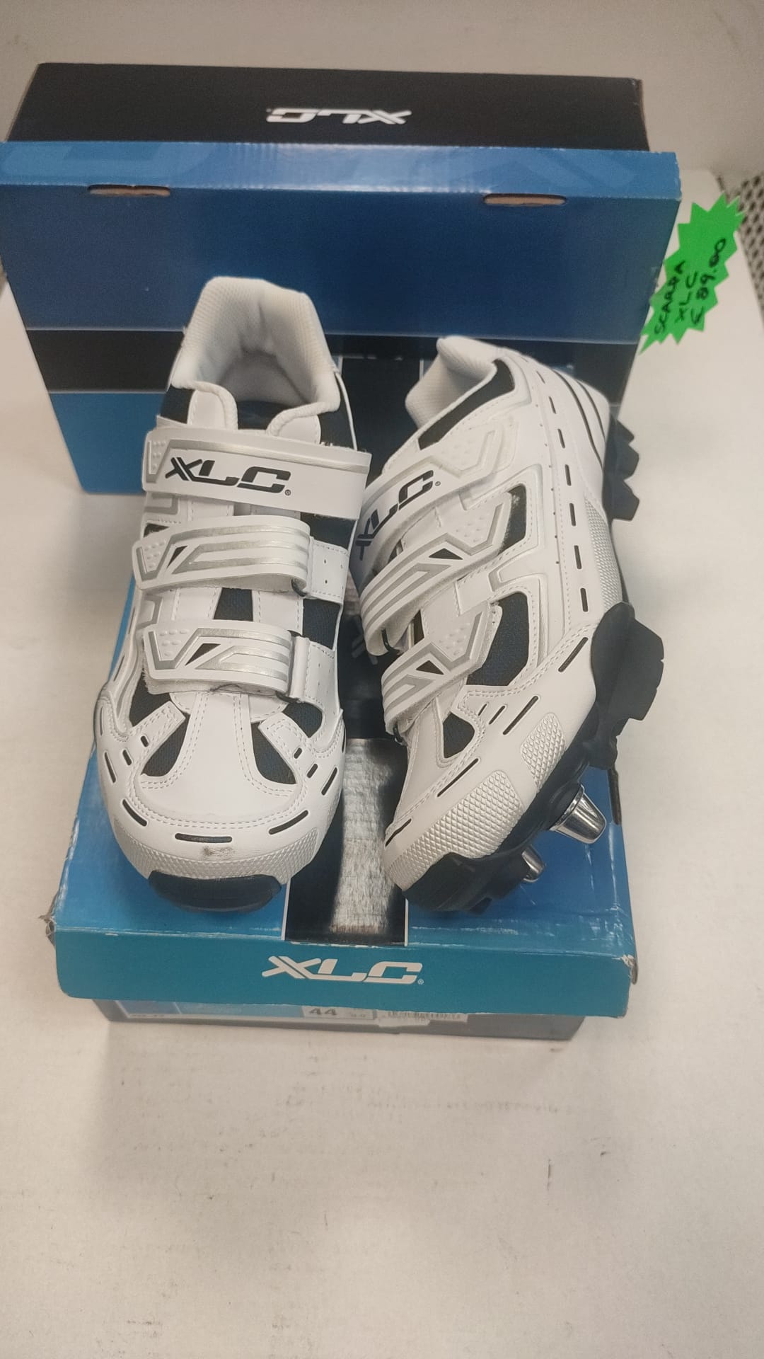 SCARPE MTB XLC CON TACCHETTI ESTRAIBILI COLOR WHITE CO CHIUSURA A STRAPPO N. 43 - 44 