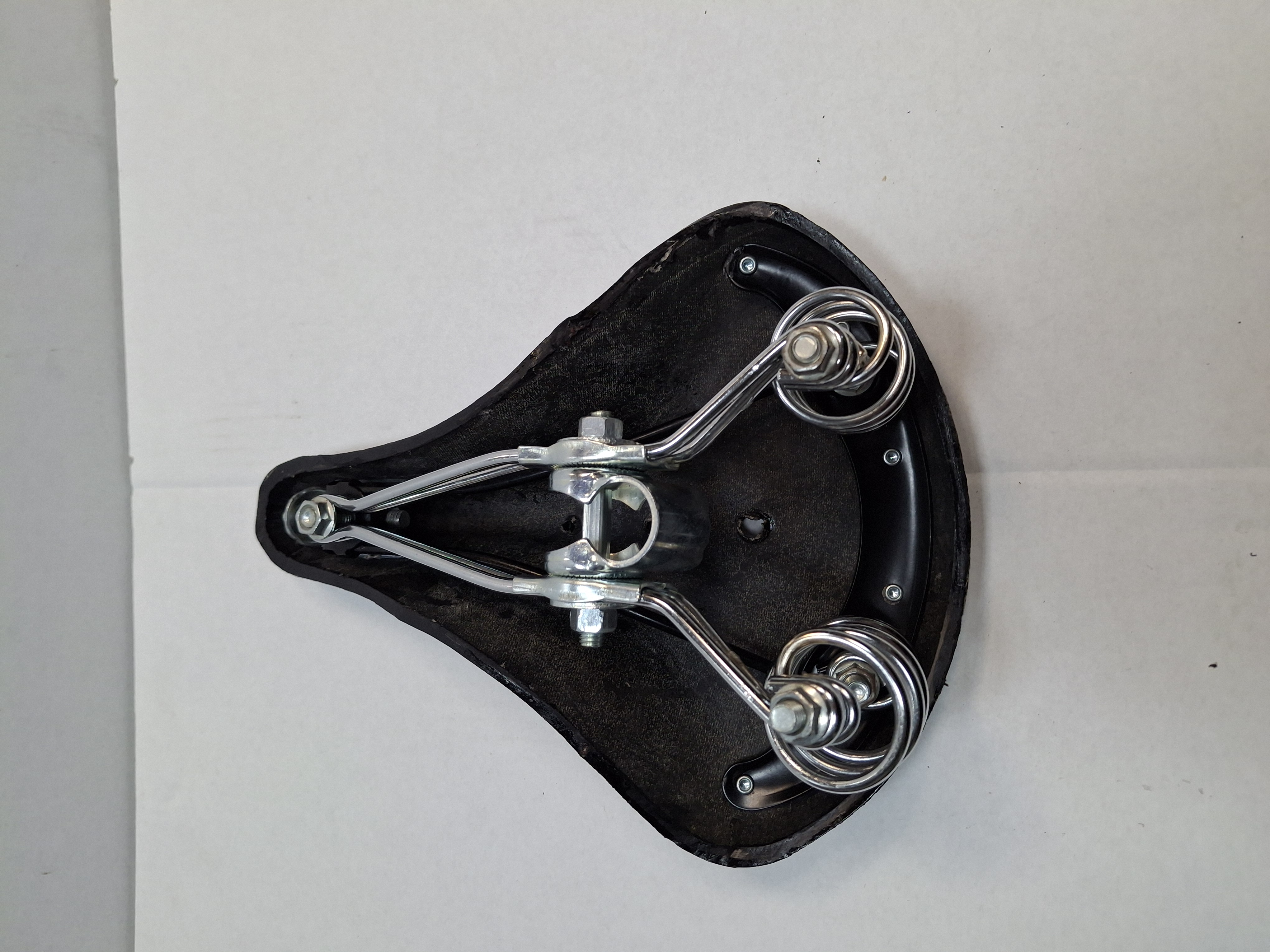 SELLA RETRO' CON ATTACCO INCLUSO