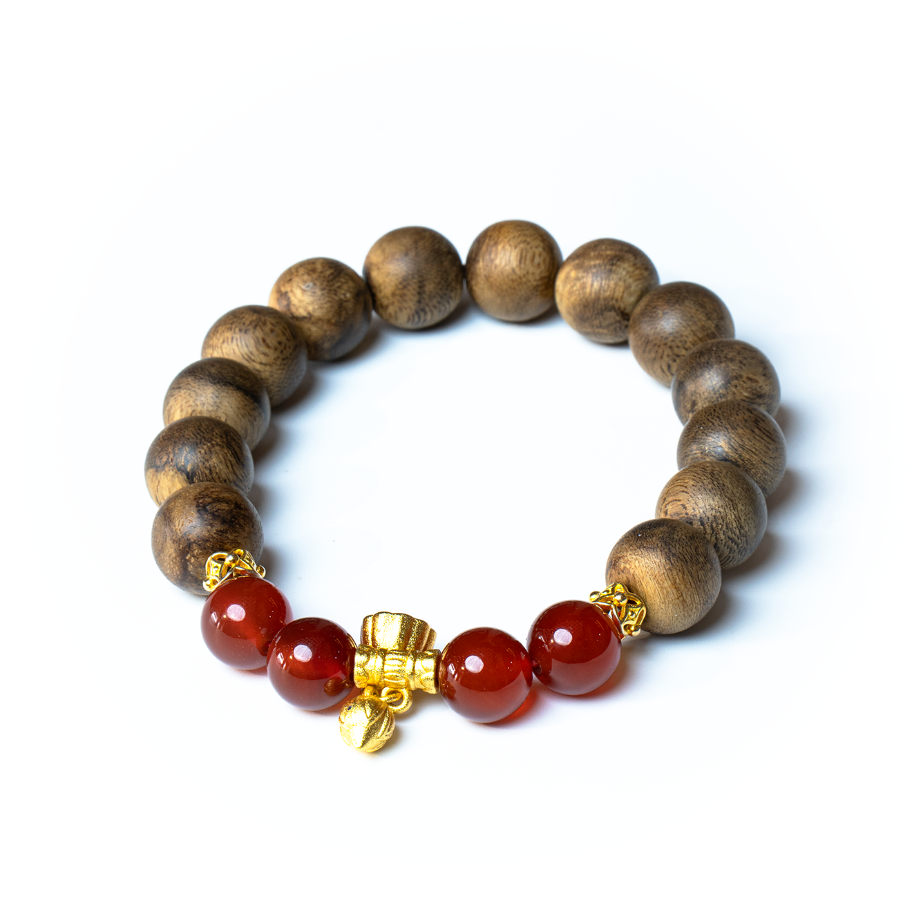 Vòng tay gỗ phong thủy đá đỏ