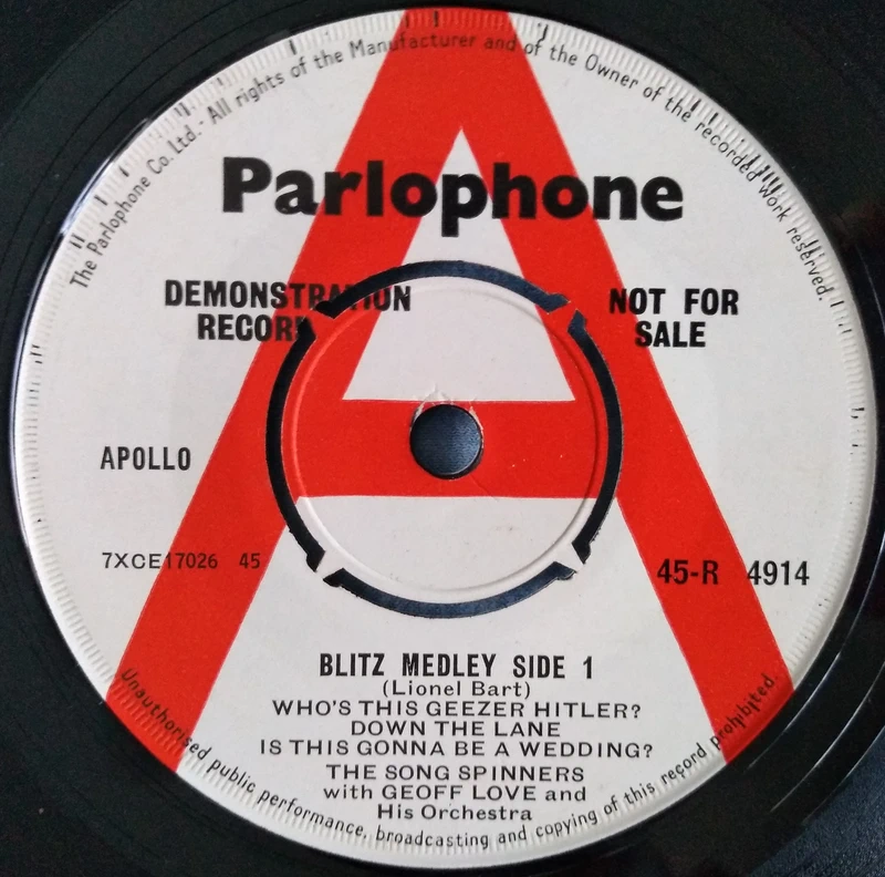 The Song Spinners With Geoff Love And His Orchestra – Blitz Medley (Parlophone 1962) 7" Vinyl single VG/- promo