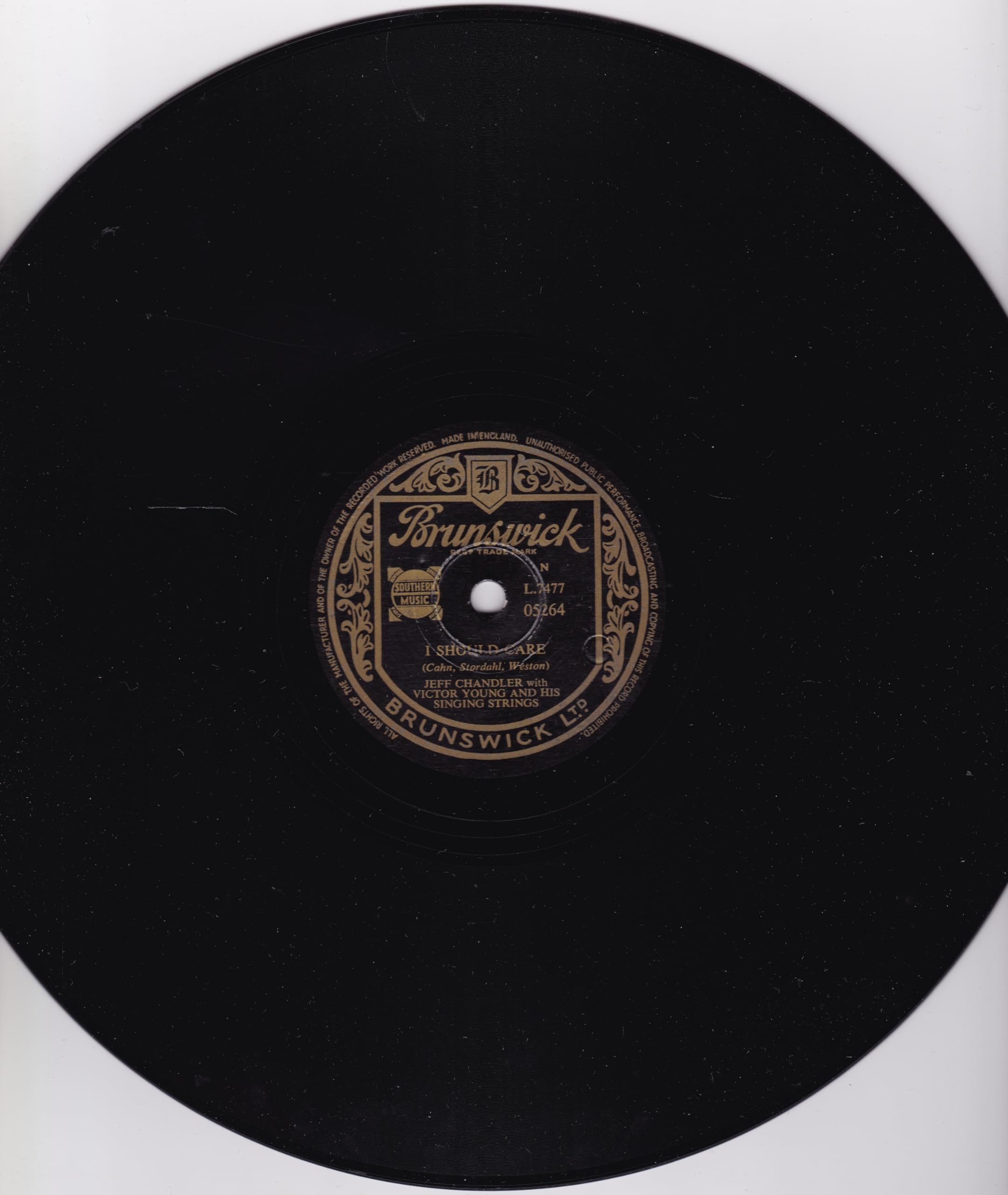 Jeff Chandler With Victor Young And His Singing Strings ‎– I Should Care (Brunswick 78 RPM shellac single VG/-