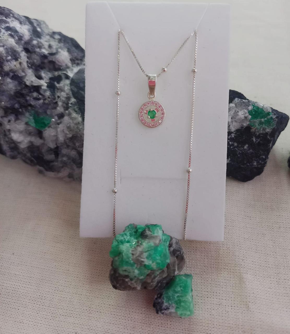 Cadena plata ley 925 con esmeralda