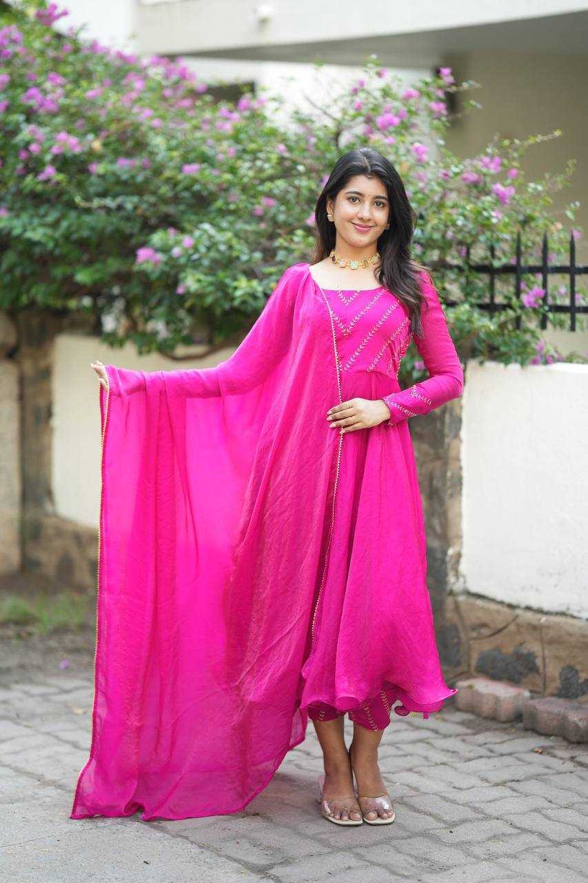 Chinon Silk – Premium Festive Anarkali Kurti