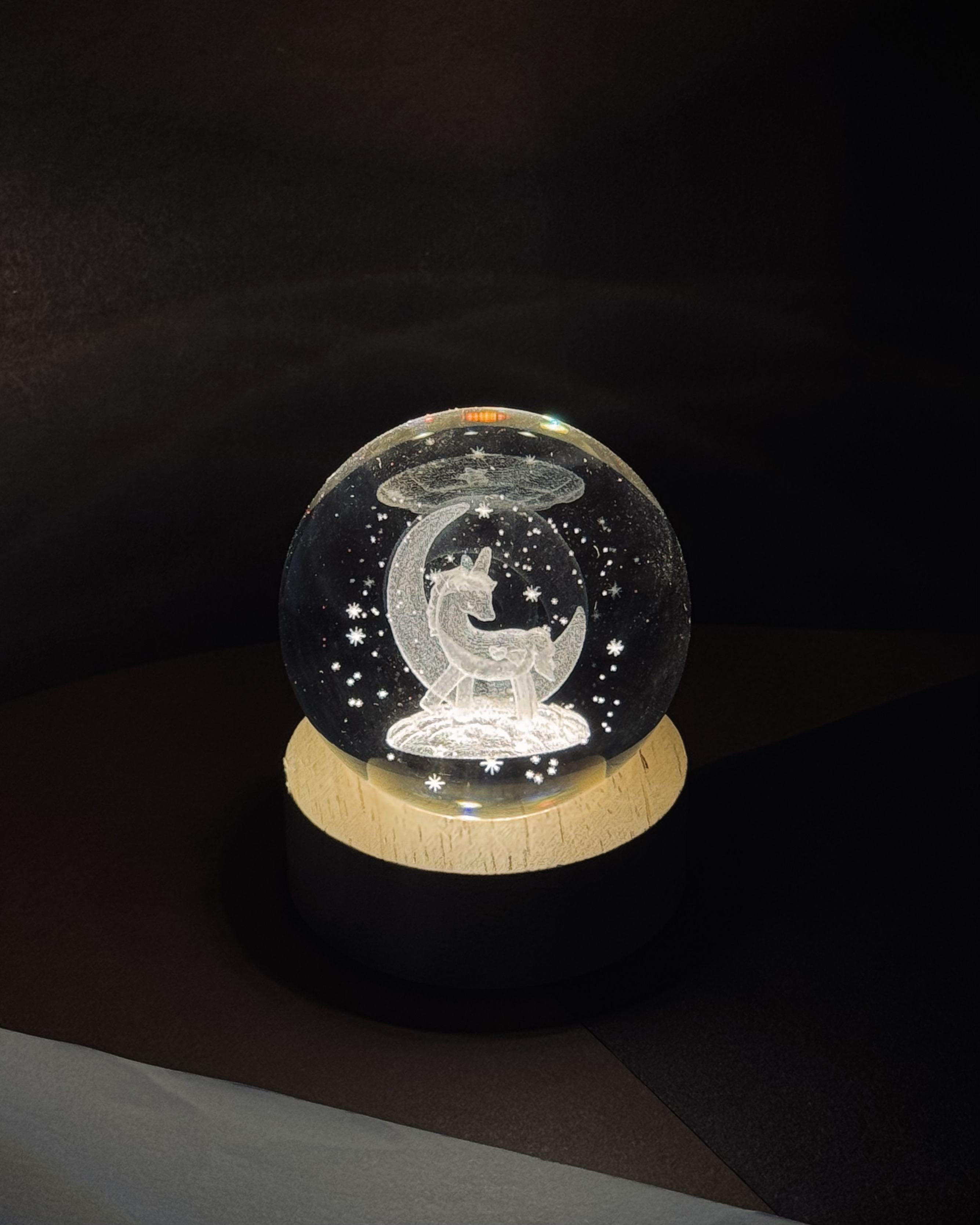 Ay ve Unicorn Temalı Kristal Küre
