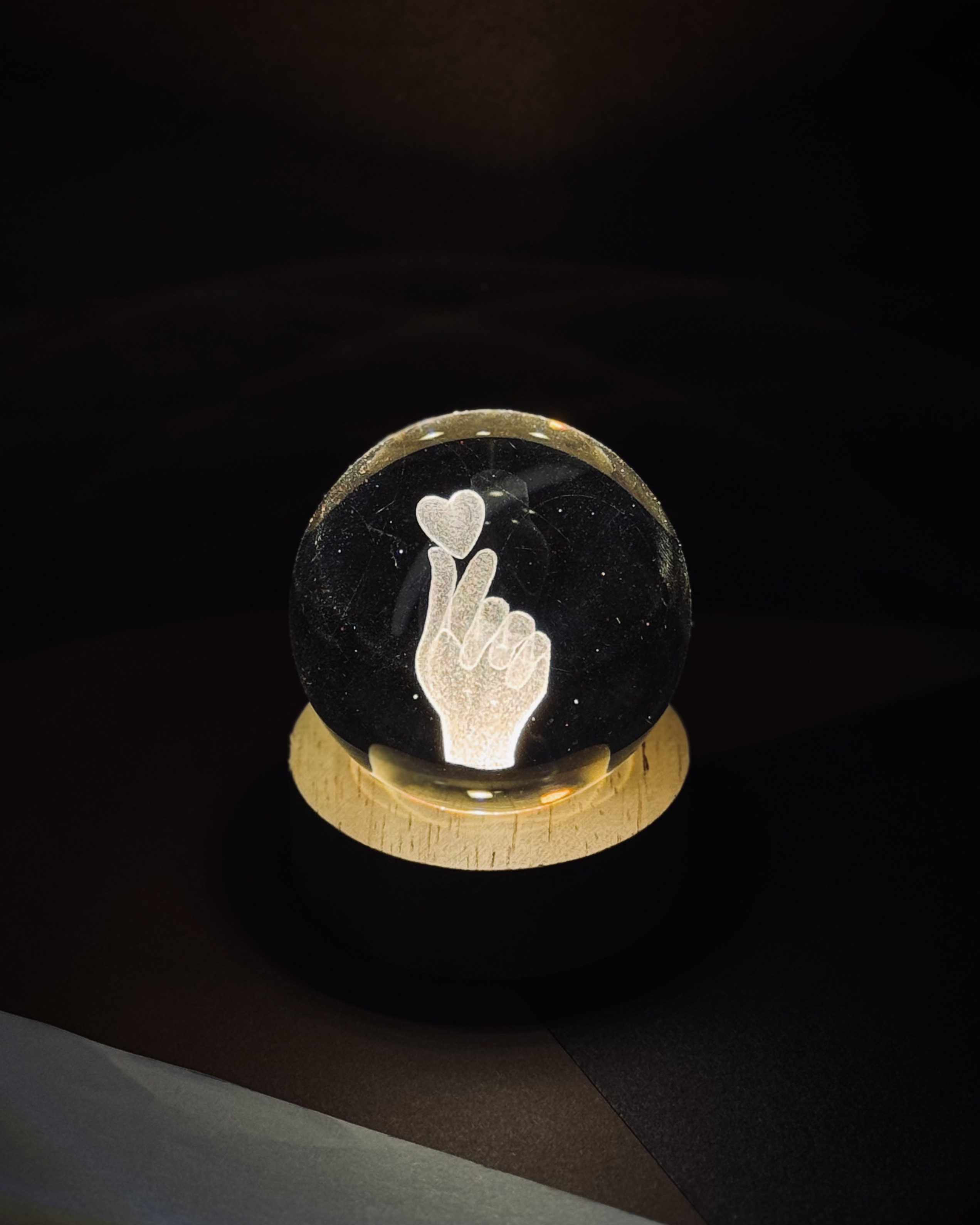 Işıklı Kristal Küre